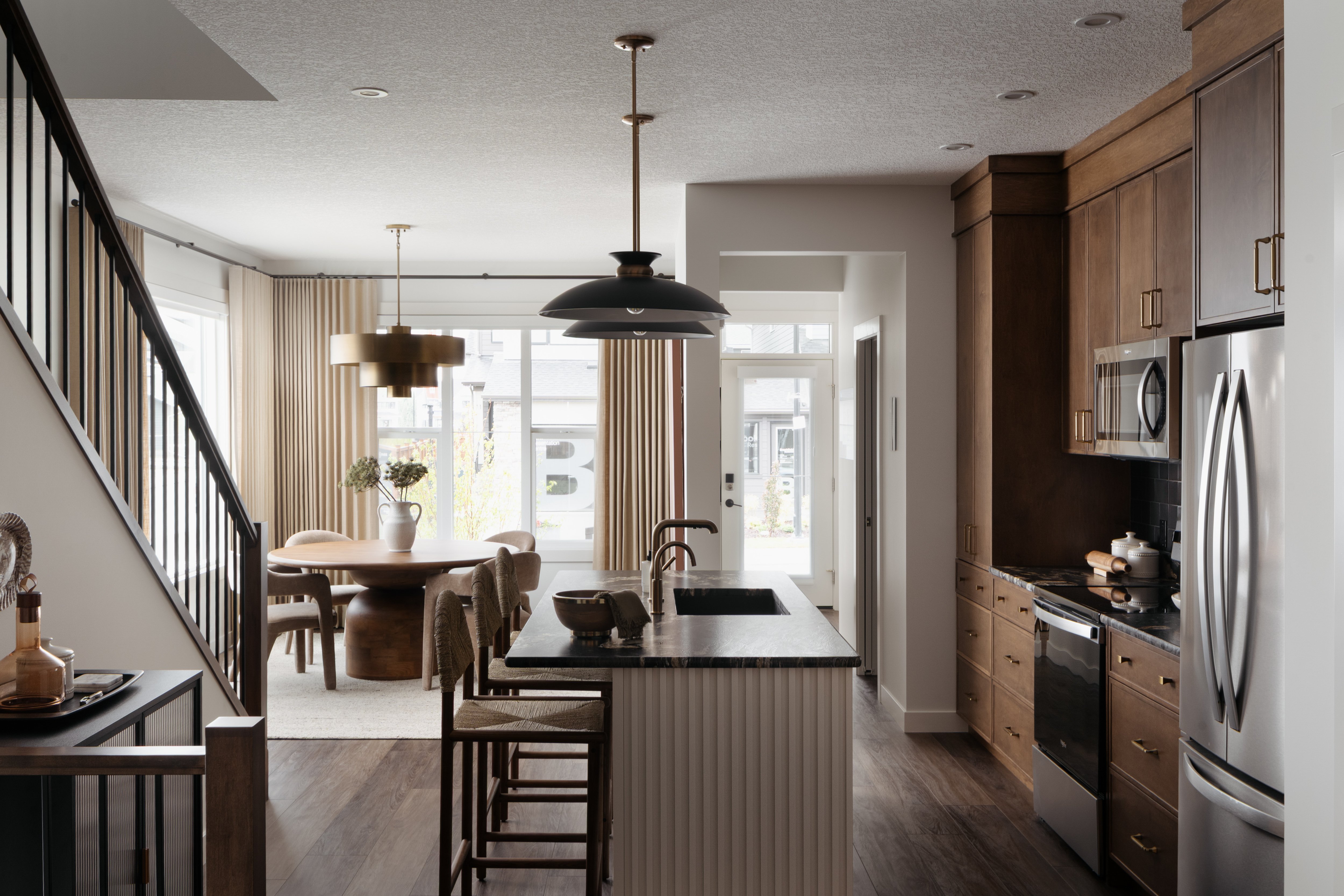 Photos of a quick possession home in Rockland Park at 8 Rodelle Terrace NW