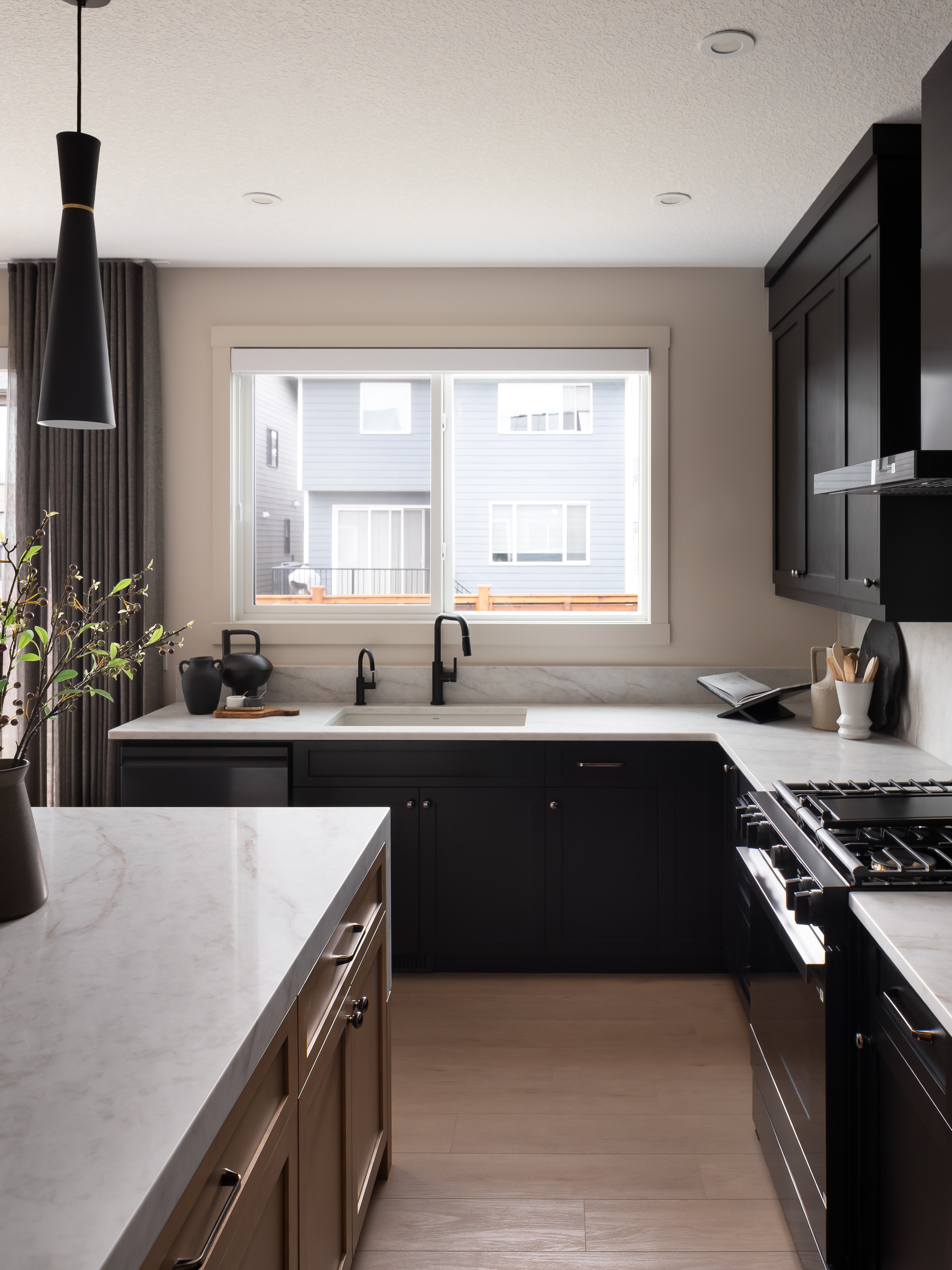 Photos of a quick possession home in Rockland Park at 15 Rodelle Terrace NW