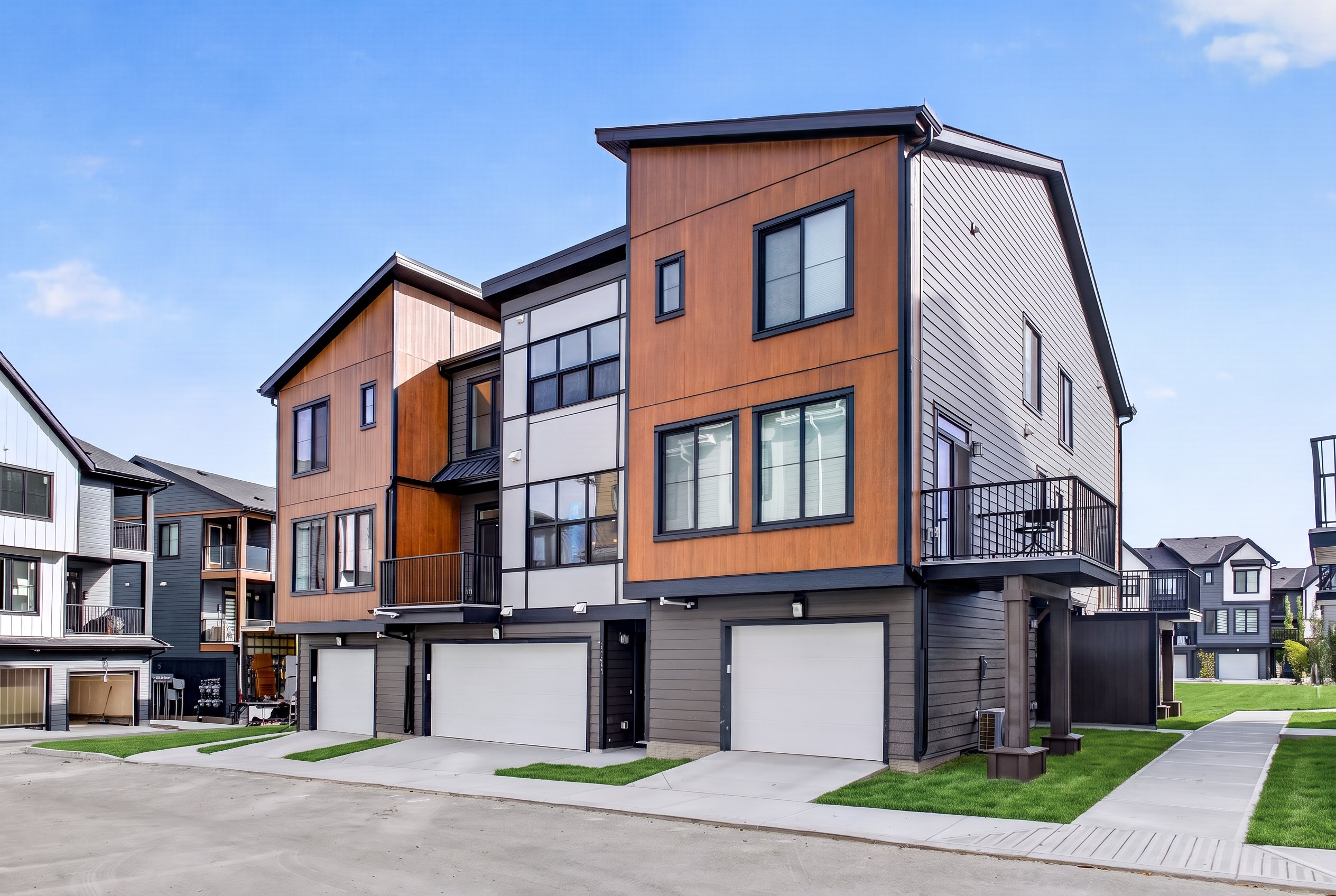 1703 255 Rowmont Blvd