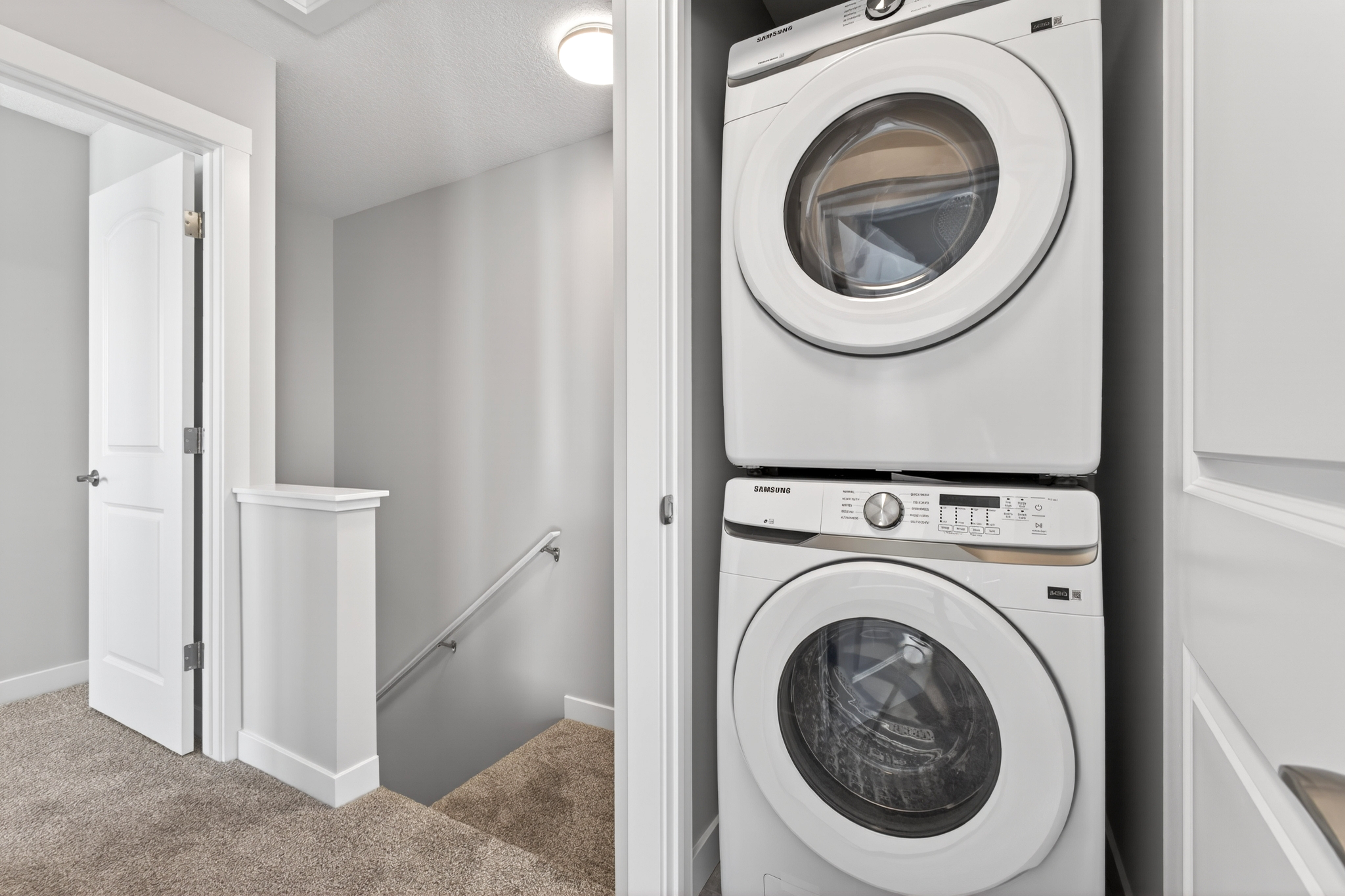Photos of a quick possession home in Rockland Park at 610 255 Rowmont Blvd NW