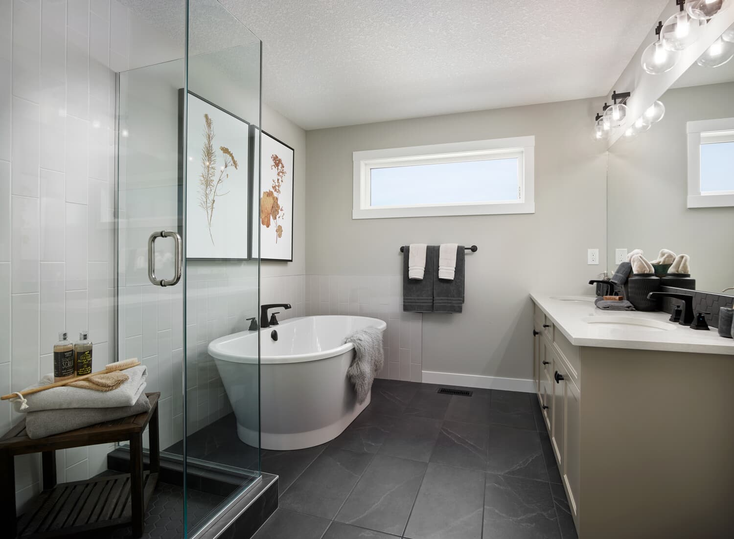 Ensuite bathroom of the Hudson 2 showhome in Rockland Park by Brookfield Residential