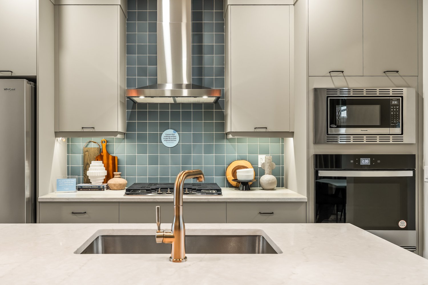 Oak - Kitchen 2 - Calgary - Brookfield Residential