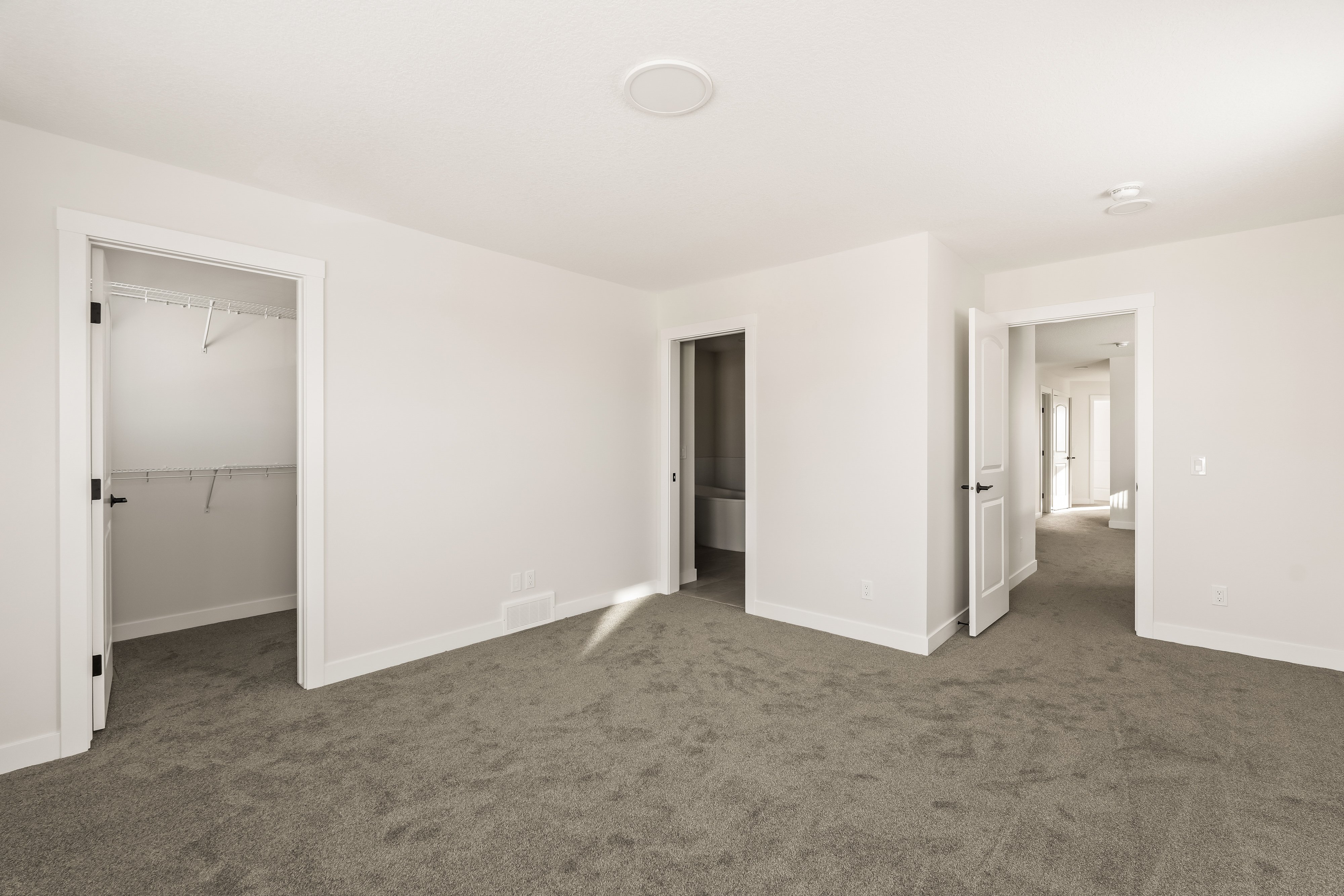 A quick possession home in Seton Ridge located at 27 Setonvista Grove