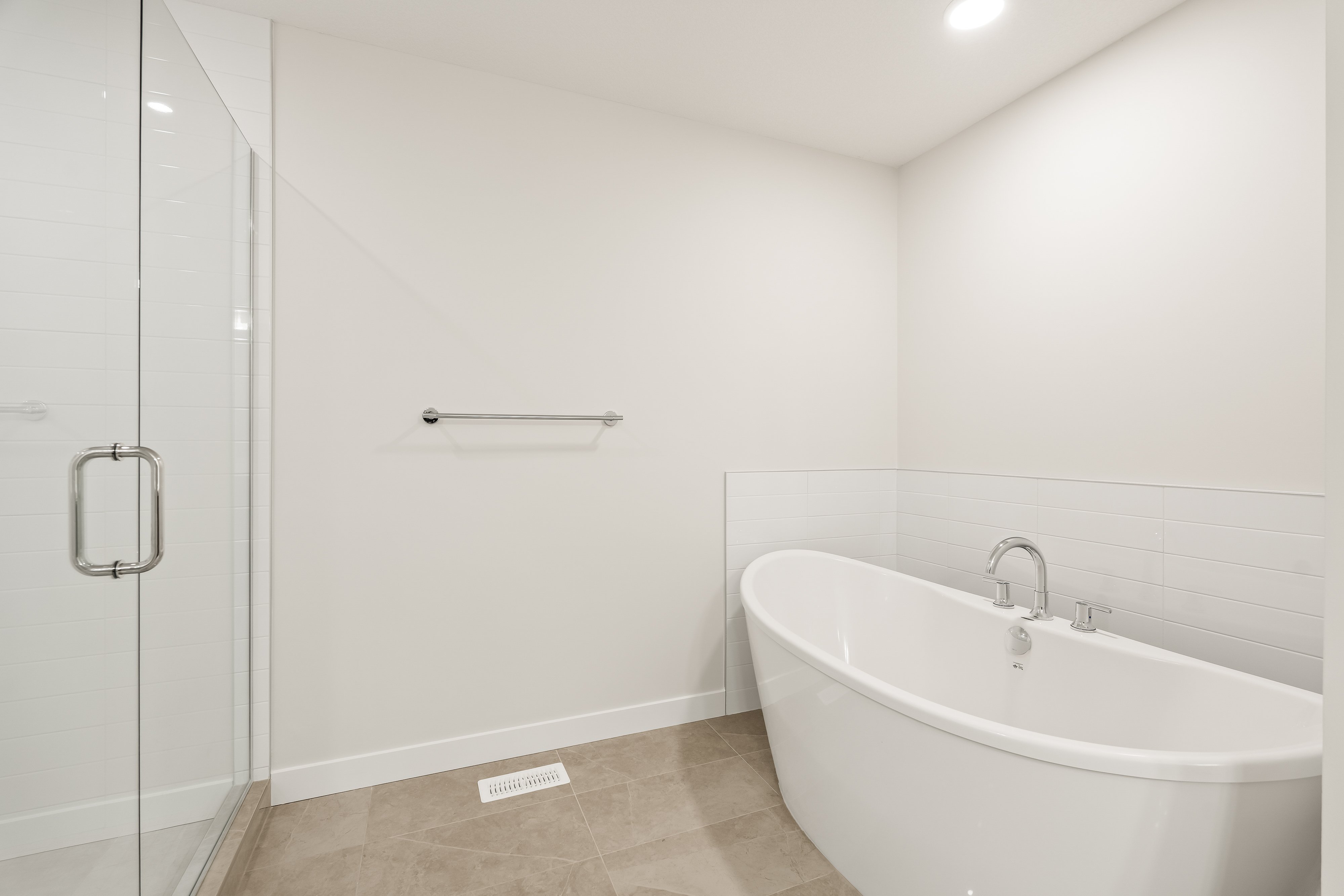 A quick possession home in Seton Ridge located at 27 Setonvista Grove