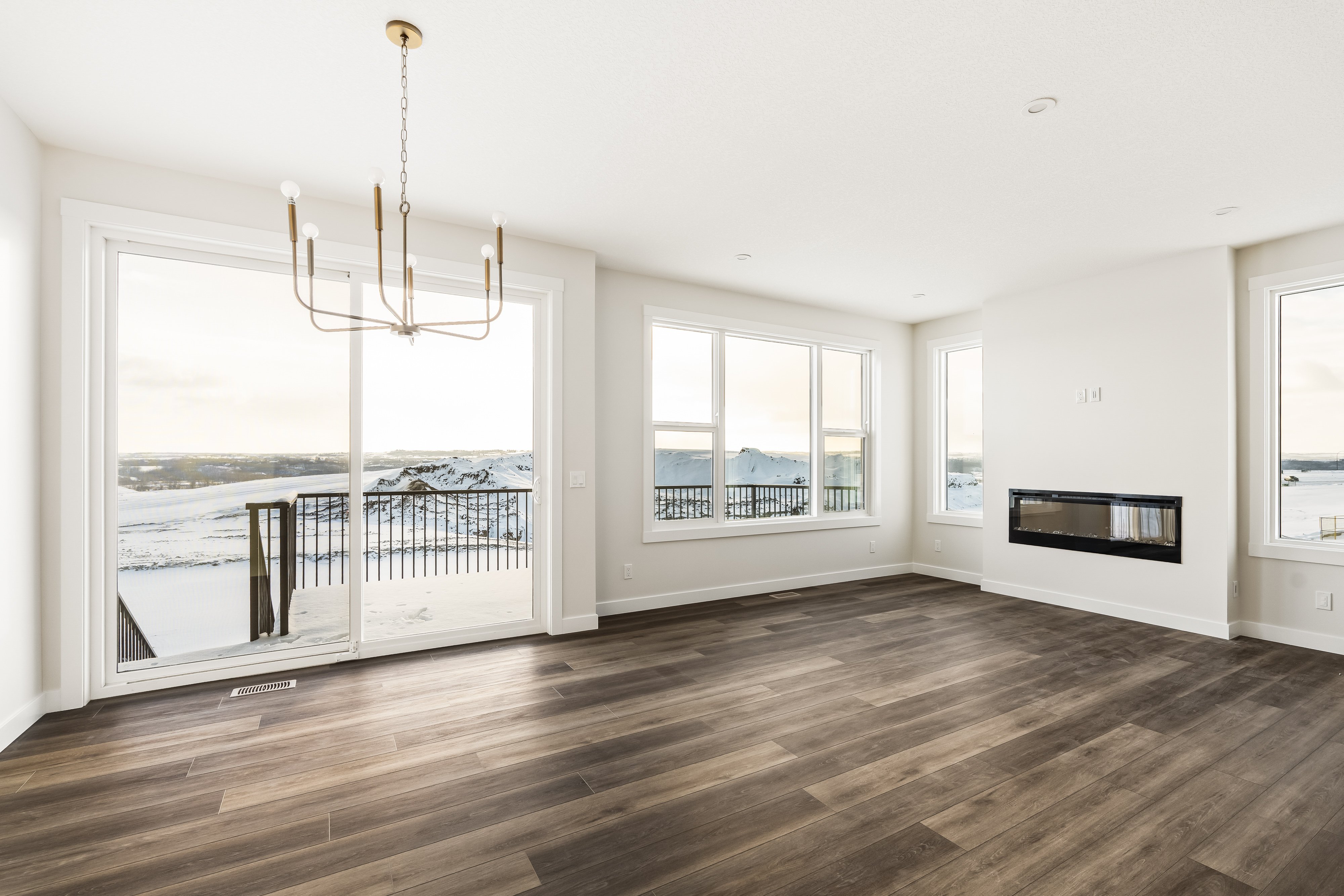 A quick possession home in Seton Ridge located at 27 Setonvista Grove