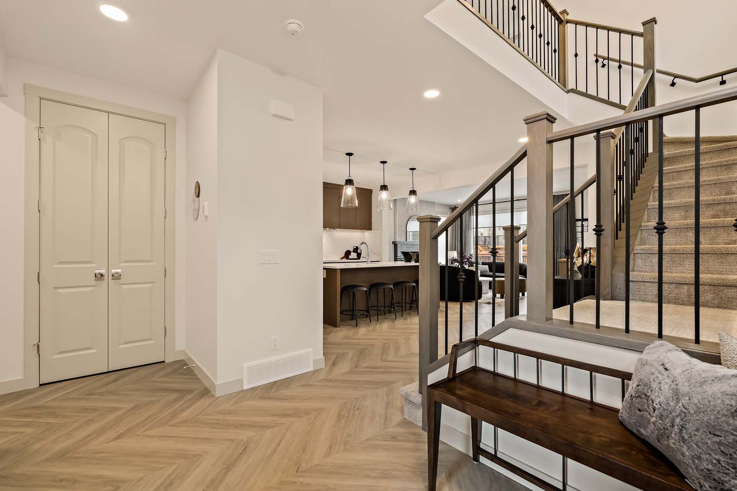 Columbia - Foyer - Calgary - Brookfield Residential