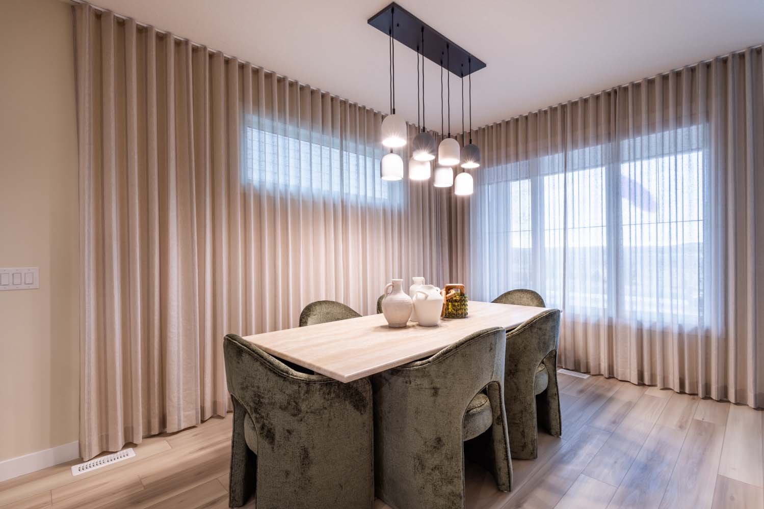 Oak - Dining Area 2 - Brookfield Residential