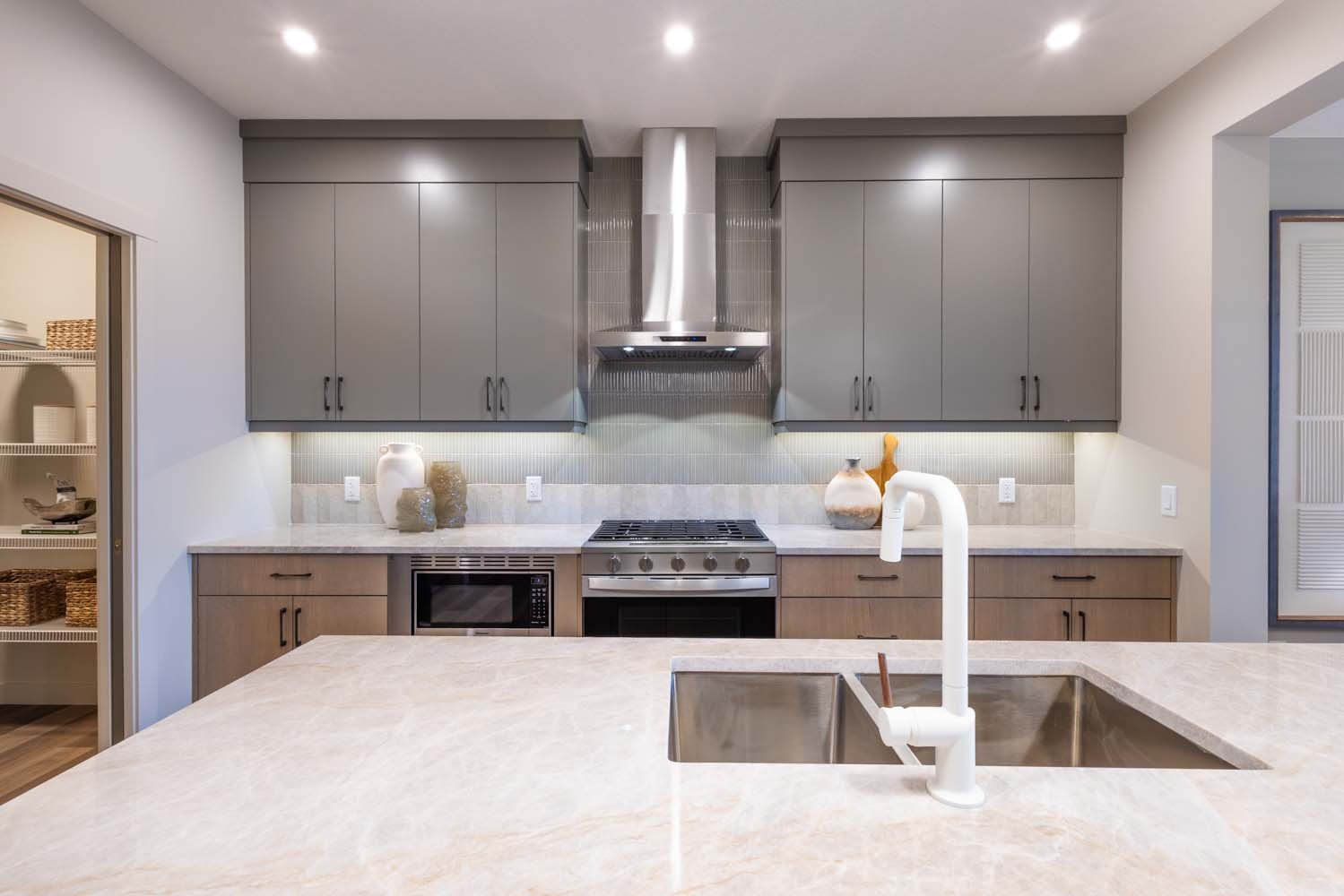 Columbia 2 - 24 - Kitchen 4 - Brookfield Residential