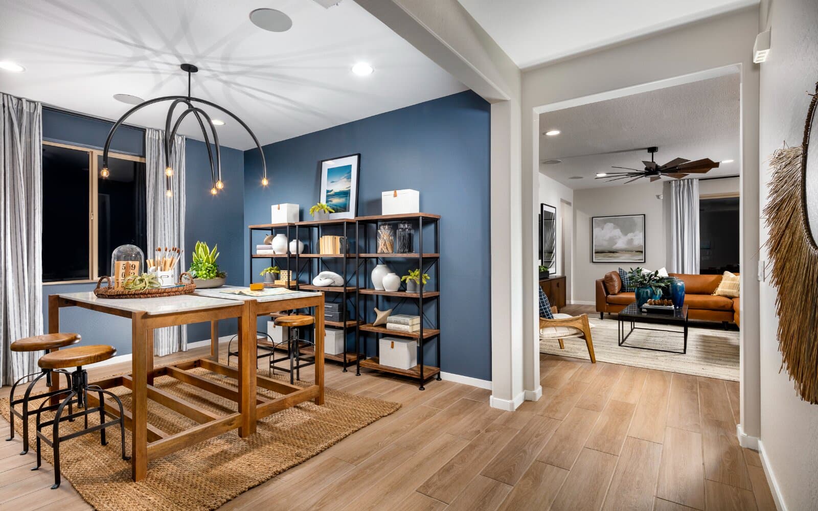 Laredo at Highland Ridge - Entry