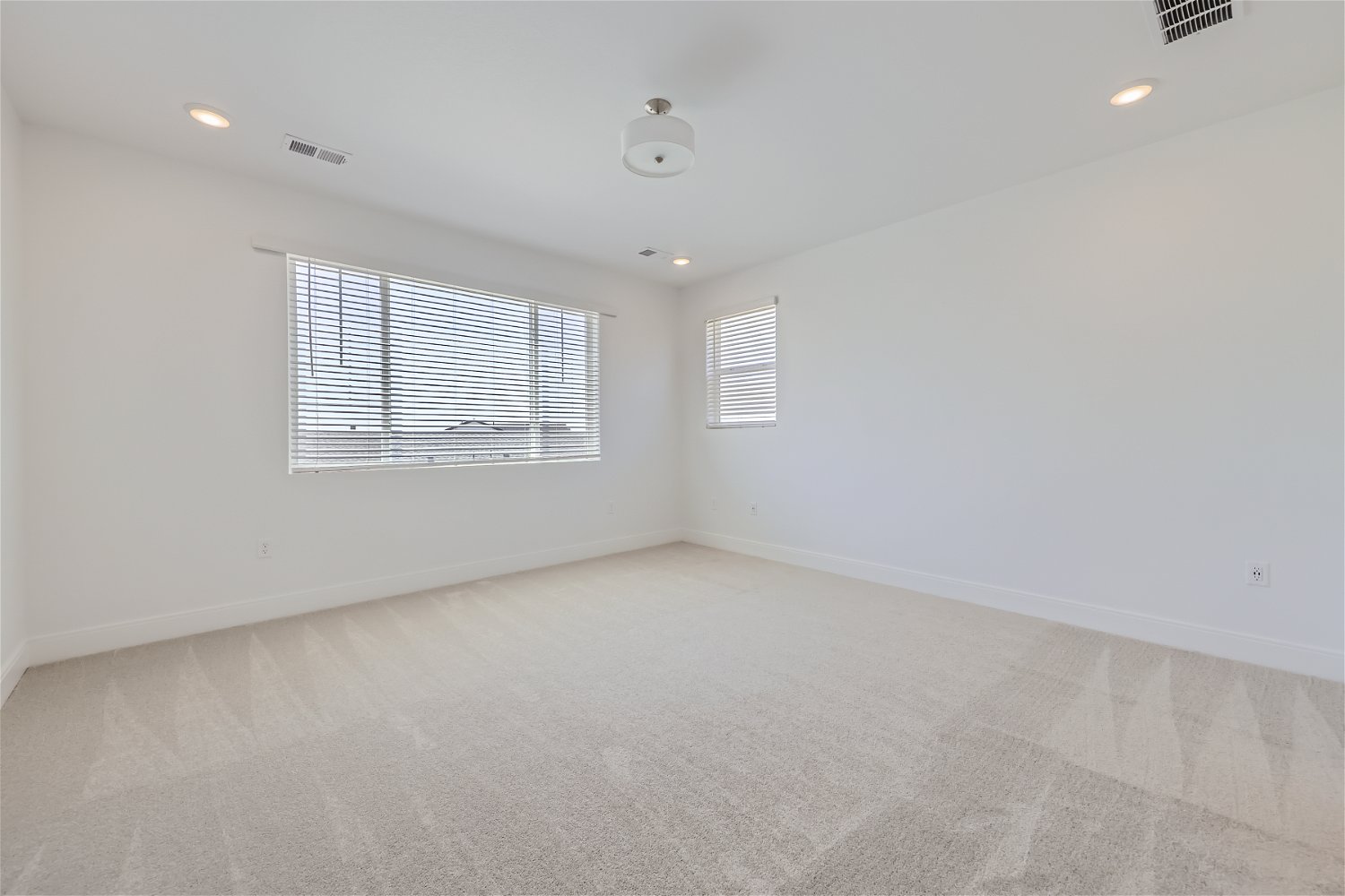 5464 Riverbend Owner's Bedroom at Barefoot Lakes in Firestone, CO