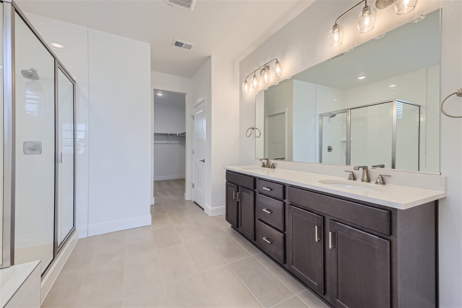 5464 Riverbend Owner's Bath at Barefoot Lakes in Firestone, CO