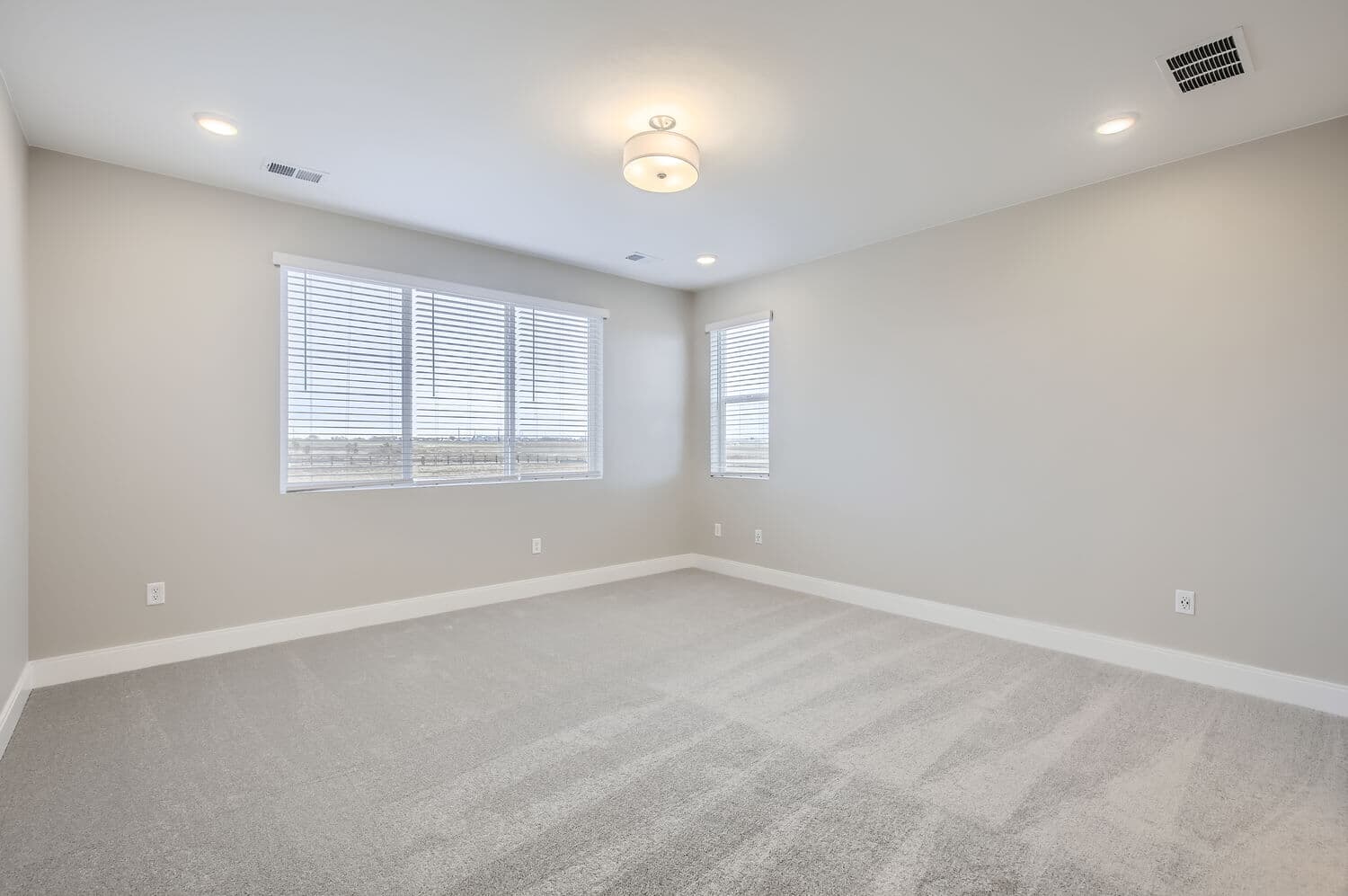 5685 Wayfarer Circle Primary Bedroom at Barefoot Lakes in Firestone, CO 5685 Wayfarer Circle Primary Bedroom at Barefoot Lakes in Firestone, CO