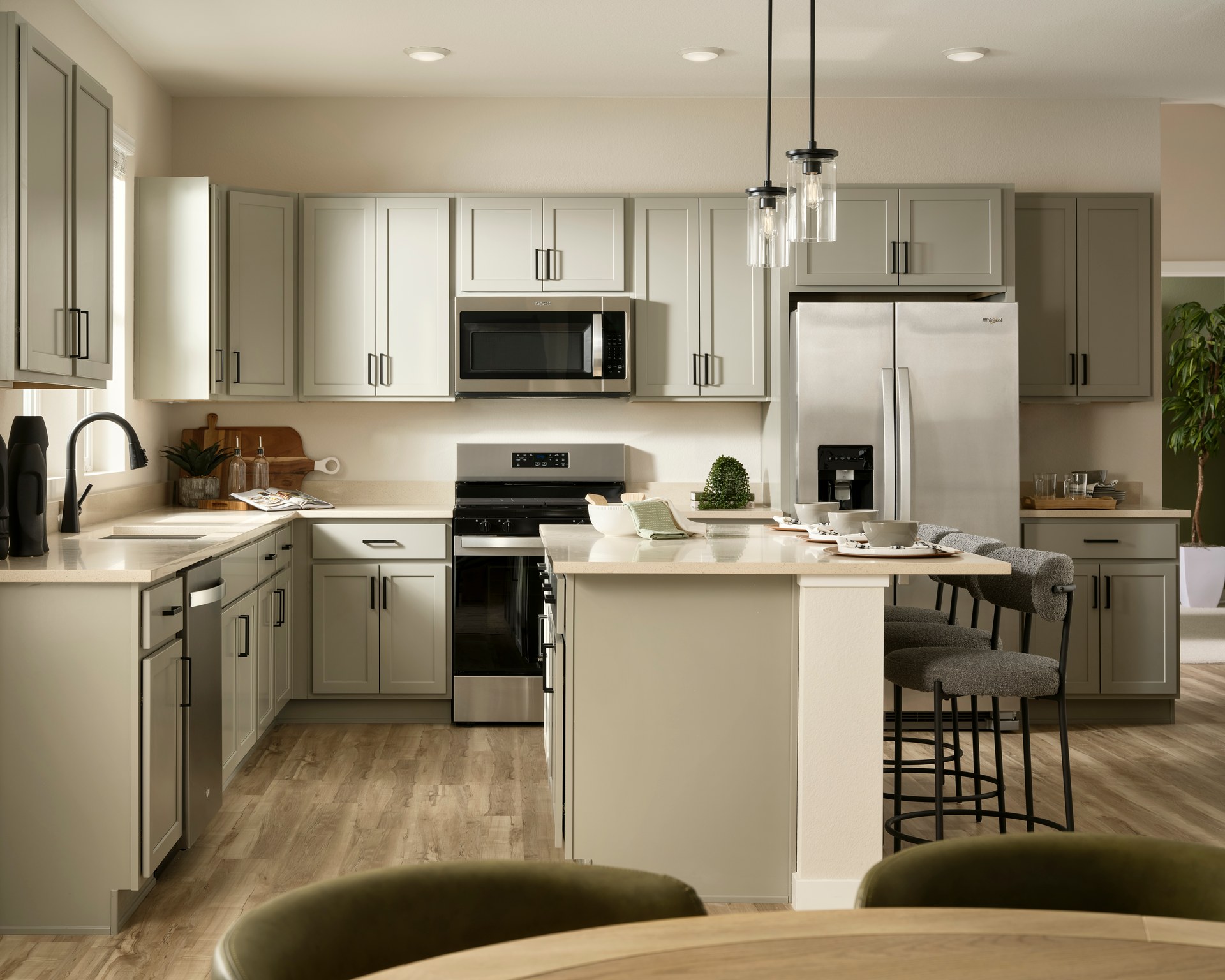 Tealight Six Kitchen at Barefoot in Firestone, CO