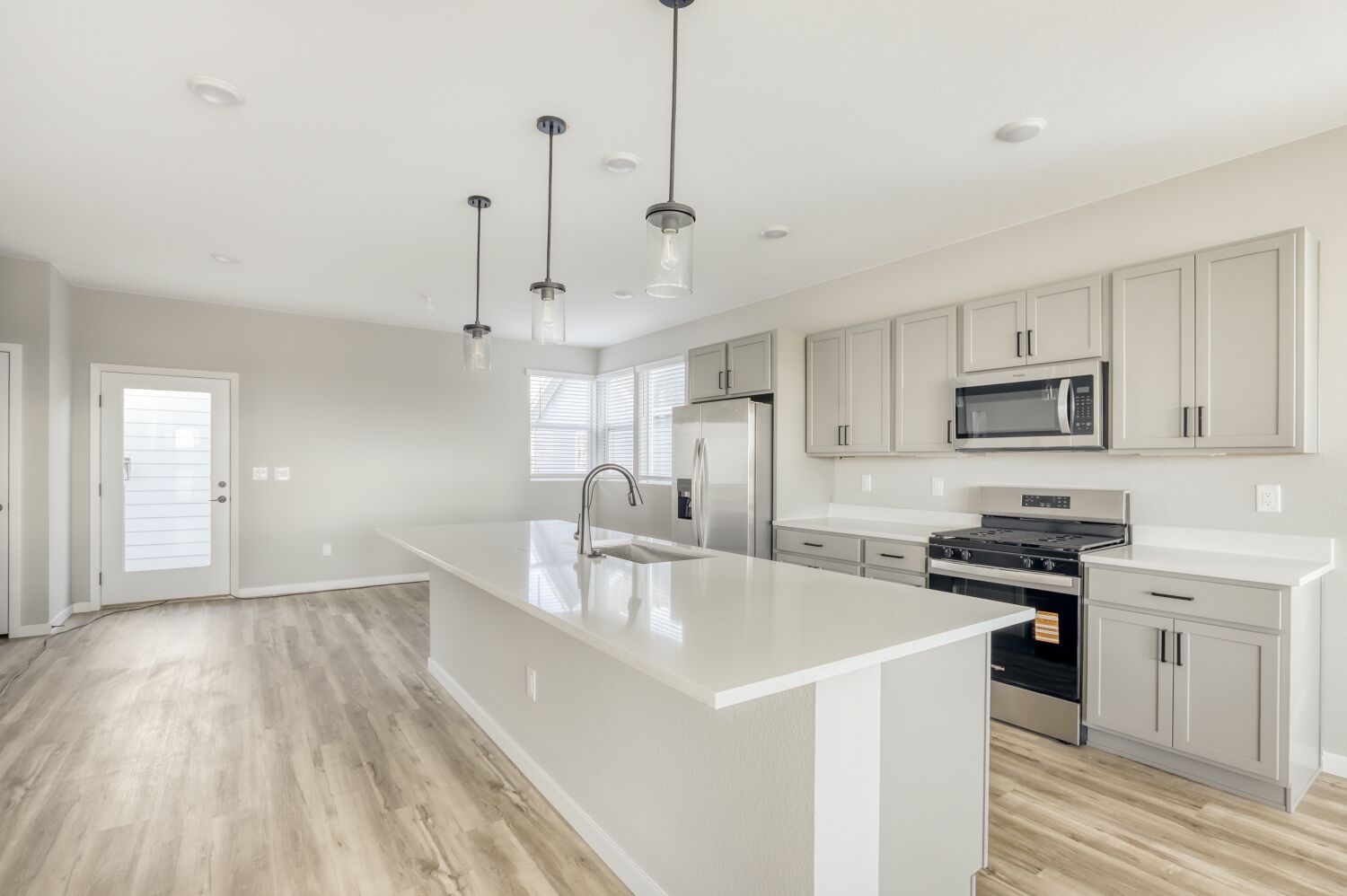 Tealight Kitchen at Barefoot in Firestone, CO