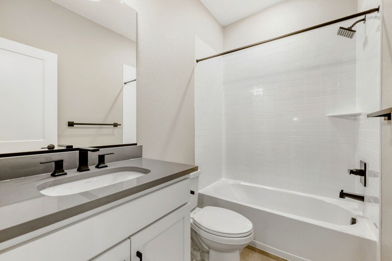 Secondary Bath at Solterra in Lakewood, CO
