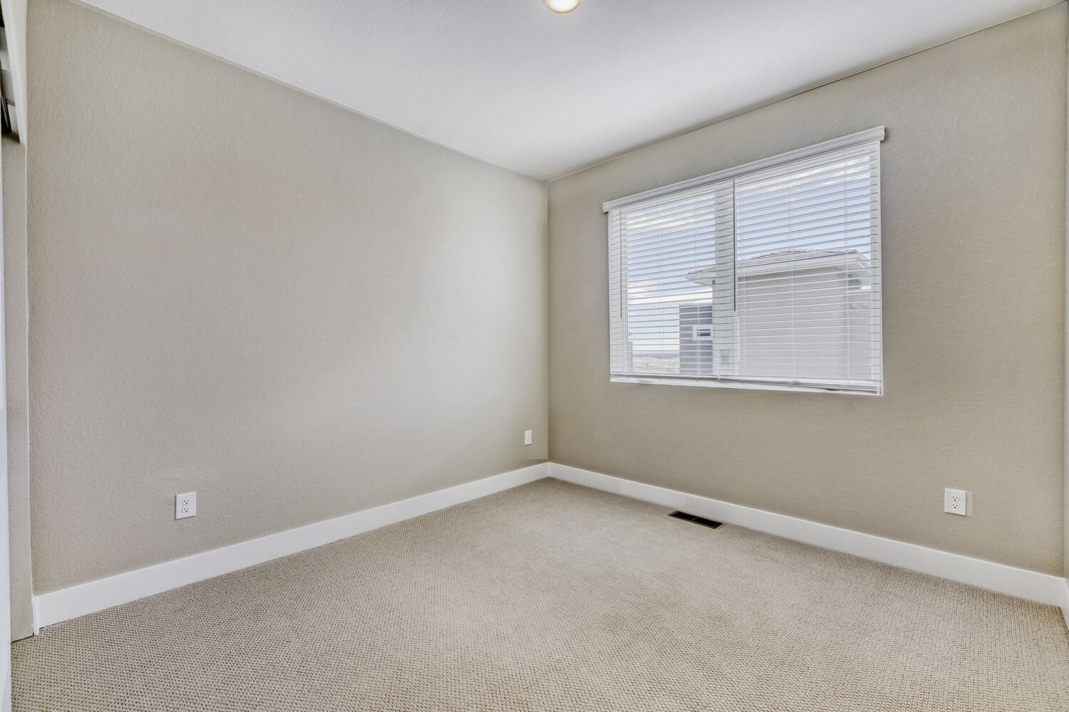 Secondary Bedroom at Solterra in Lakewood, CO Secondary Bedroom at Solterra in Lakewood, CO