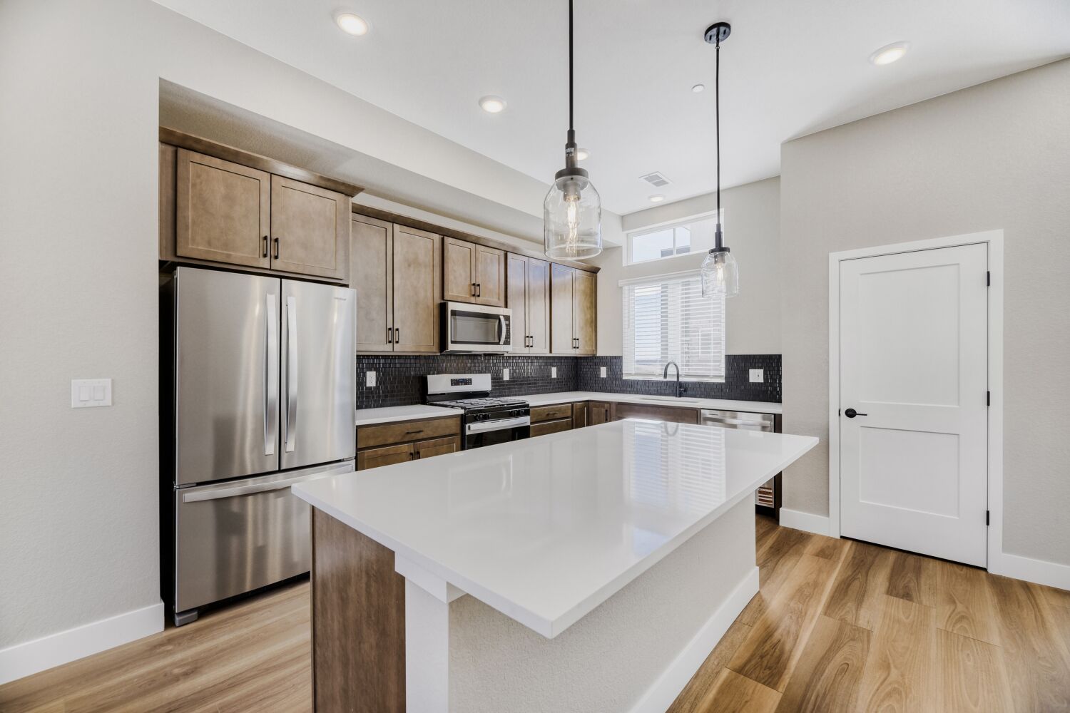 Kitchen at Solterra in Lakewood, CO Kitchen at Solterra in Lakewood, CO