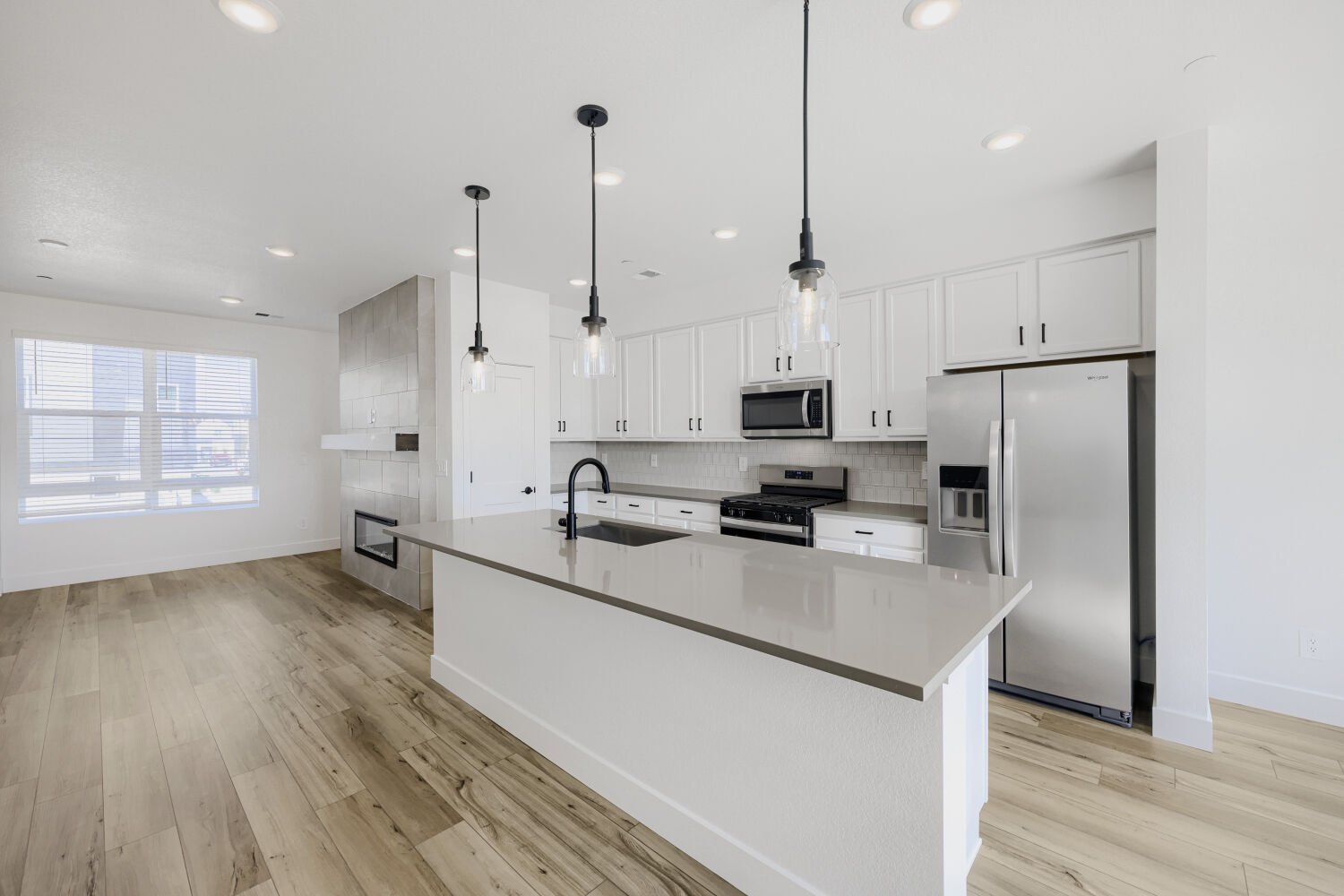 Contour Main Kitchen at Uplands in Westminster, CO