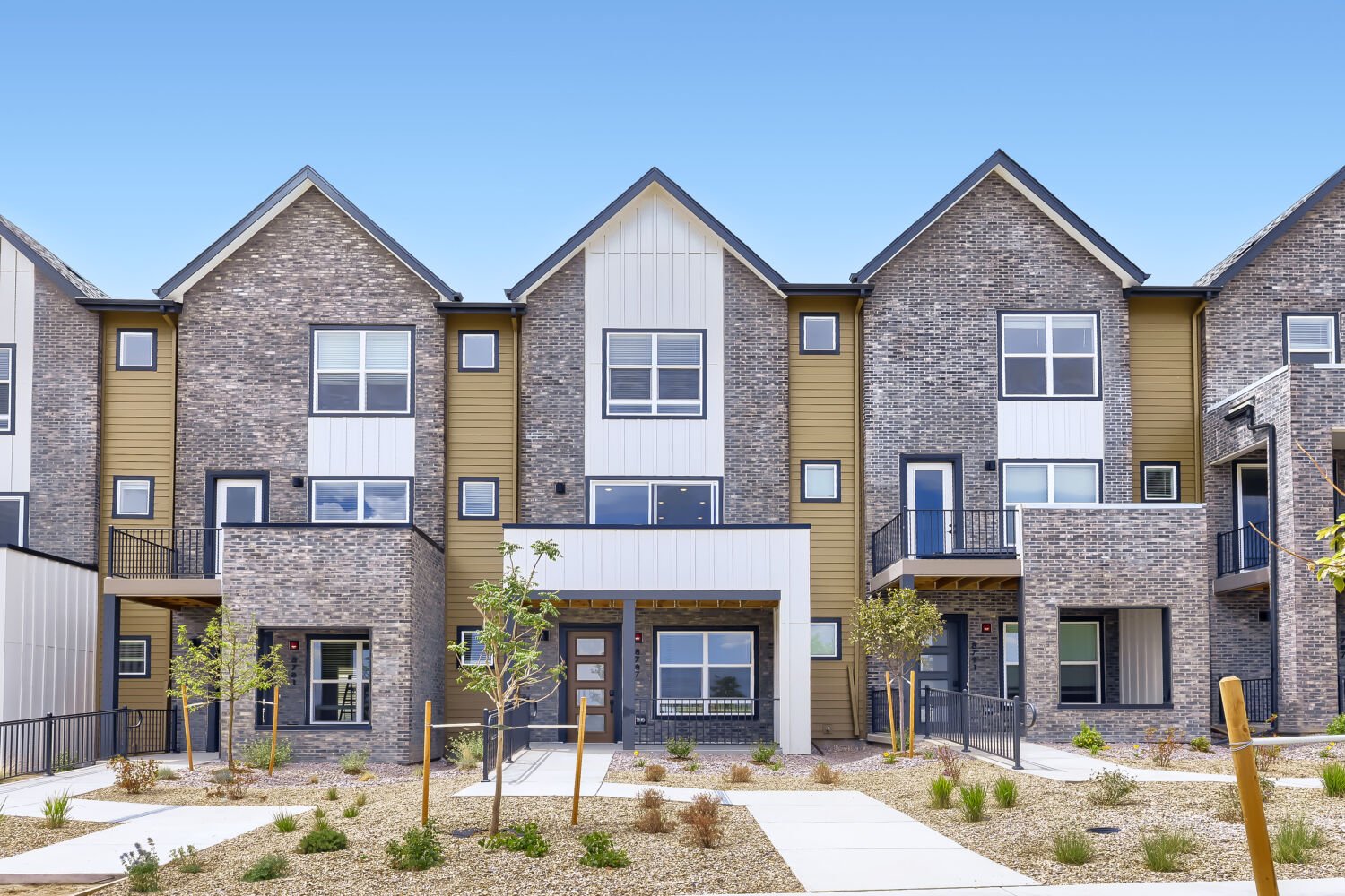 Contour Exterior at Uplands in Westminster, CO Contour Exterior at Uplands in Westminster, CO