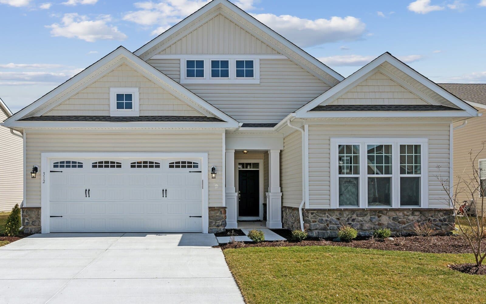 The exterior of the Monet on homesite 983 at Heritage Shores by Brookfield Residential.