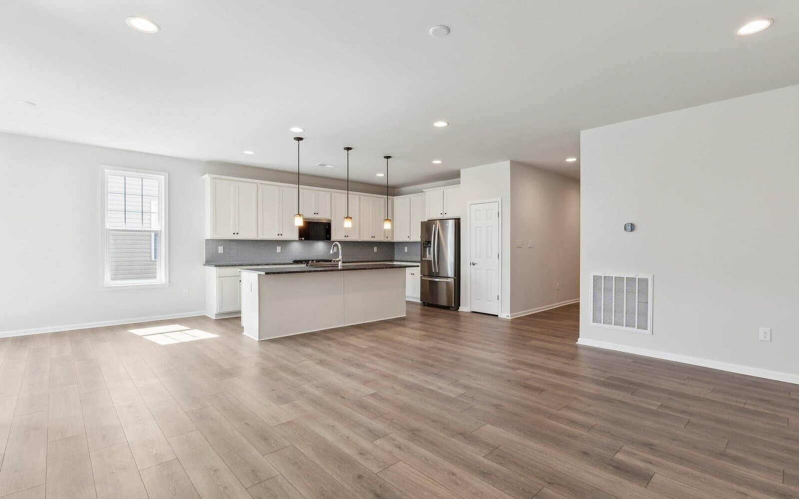 The main level of the Monet on homesite 983 at Heritage Shores by Brookfield Residential.