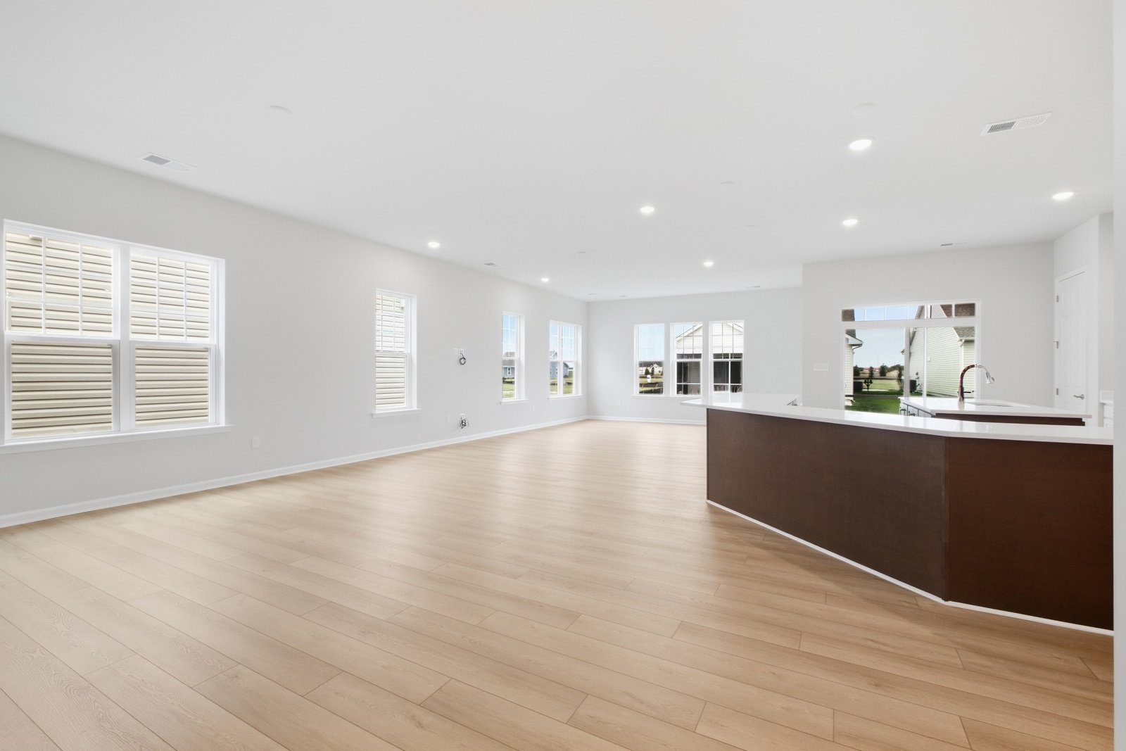 The dining area of the Quincy II on homesite 988.