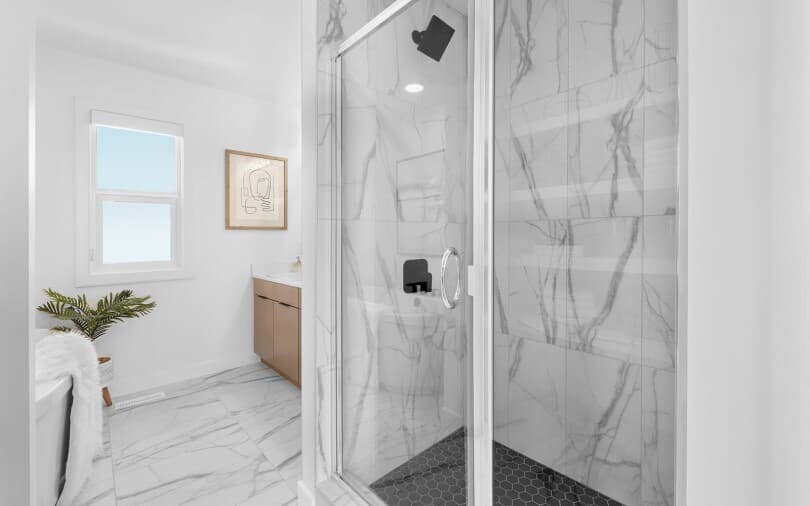 Primary bath in the Newport in the Cali Collection in Edmonton, AB