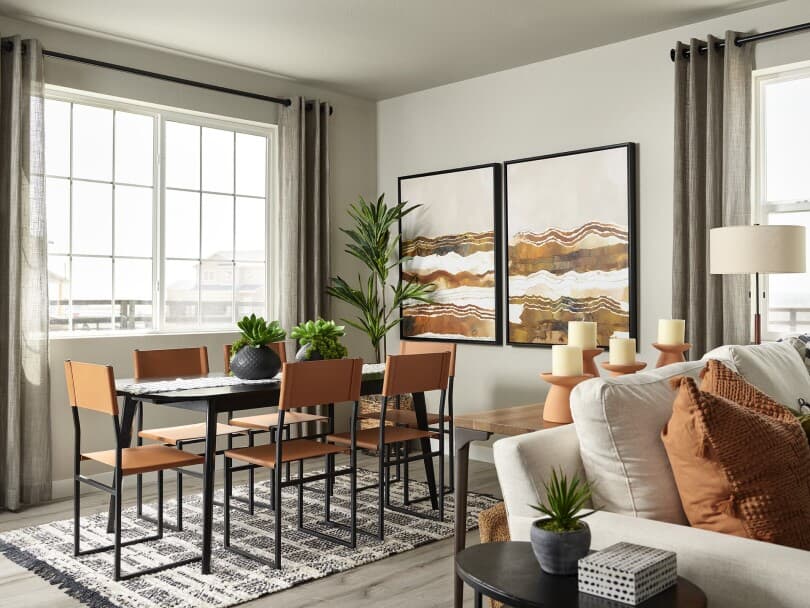 Dining area in the Plan 5 of the Mosaic Portfolio by Brookfield Residential