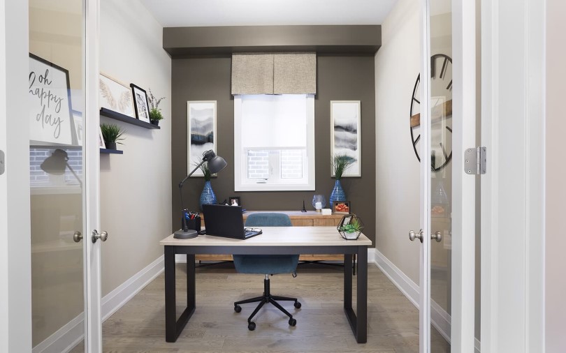 Home office in Hickling 44 at Midhurst Valley in Barrie ON