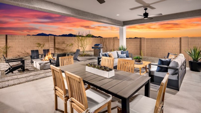 Outdoor room at Laredo at Highland Ridge at Alamar in Avondale AZ
