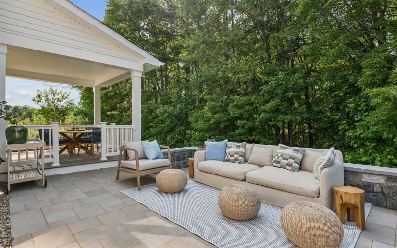 Patio Torrington Lakeside at Trappe MD