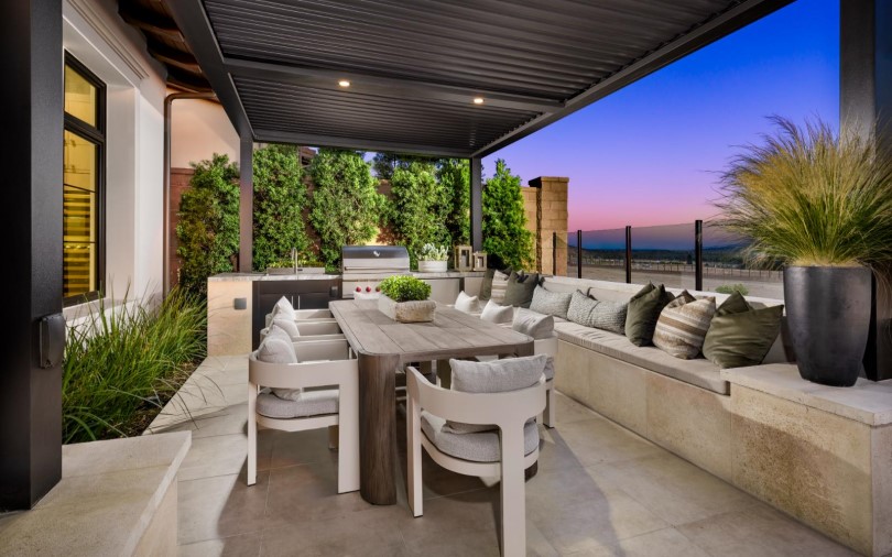 Patio Aliento at Vista in Summit in Orchard Hills in Irvine CA