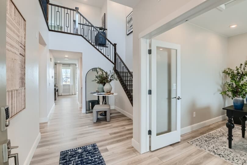 Entry in Artisan Four Plan in Artisan Portfolio at Barefoot Lakes Community in Firestone, CO