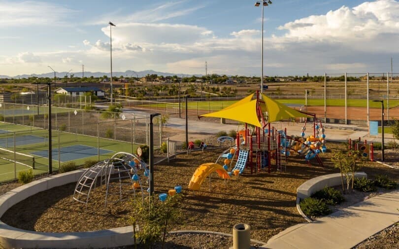 Aerial view of amenities at Alamar Park in Avondale AZ