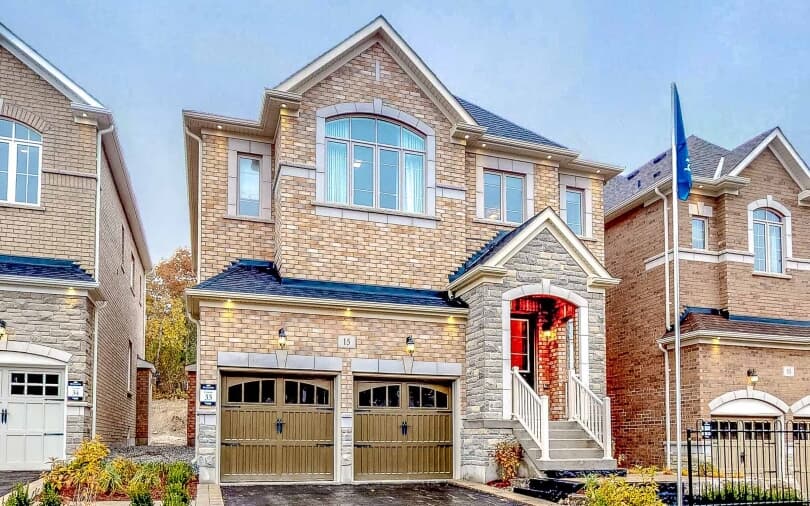 Turquoise Exterior | Woodhaven in Aurora, Ontario | Brookfield Residential