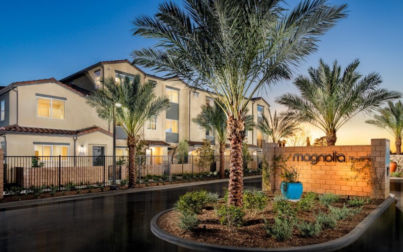 Magnolia Community entry in Arcadia CA