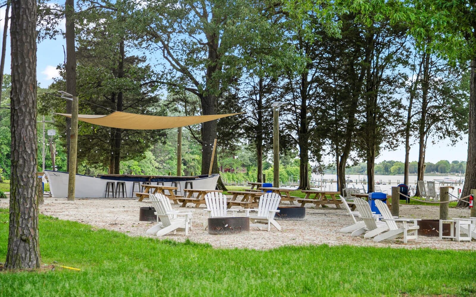 The Osprey Bar at Swan Point along the shores of the Potomac Shores.