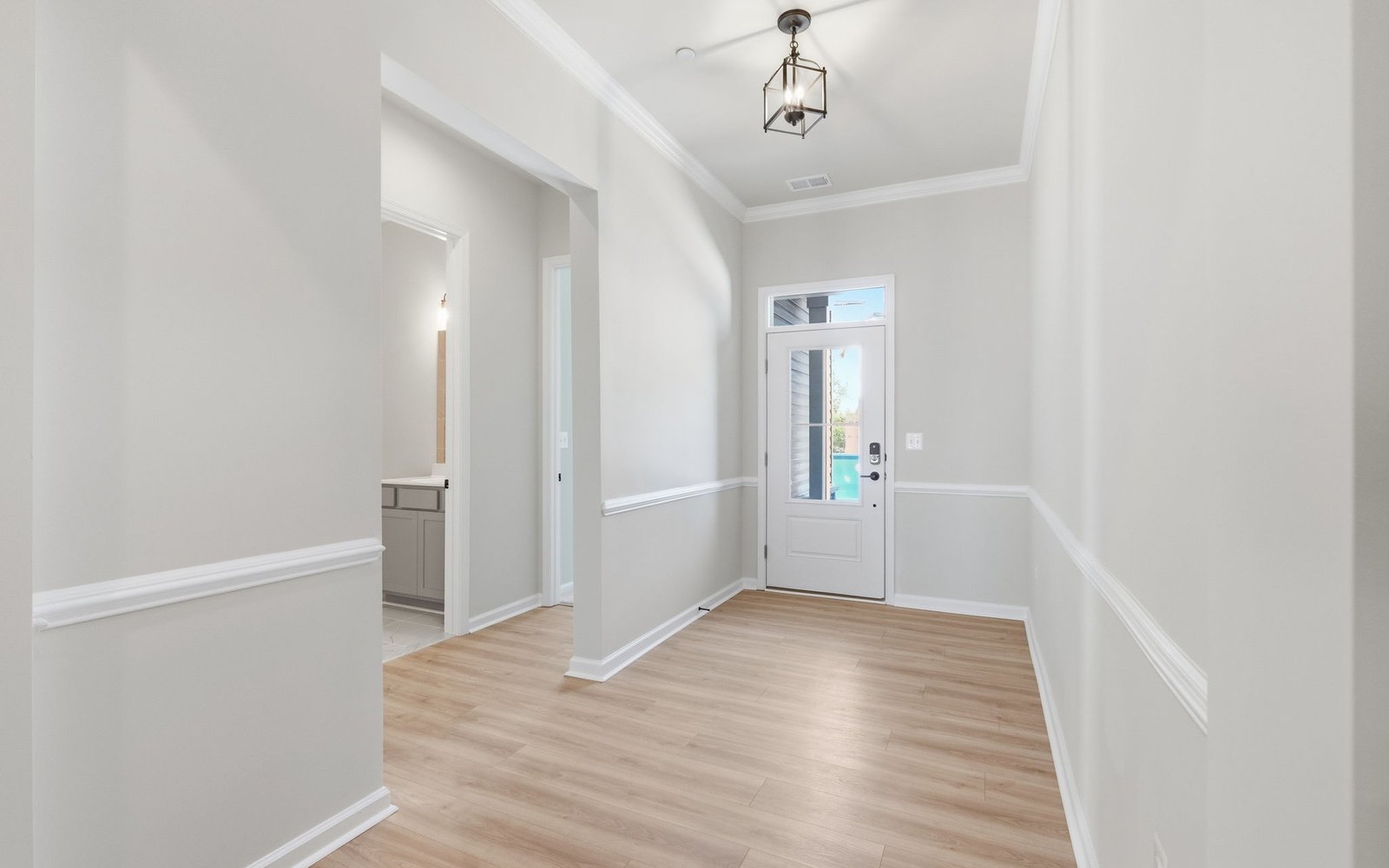 The foyer of the Matisse on homesite 1132 at Lakeside at Trappe.