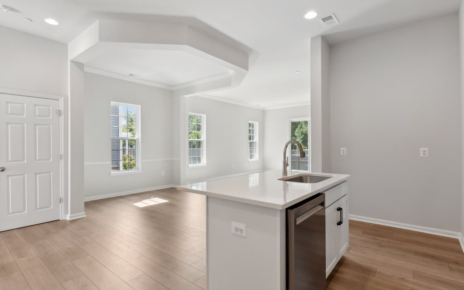 The kitchen and dining room of the Douglas on homesite 1005 at Lakeside at Trappe.