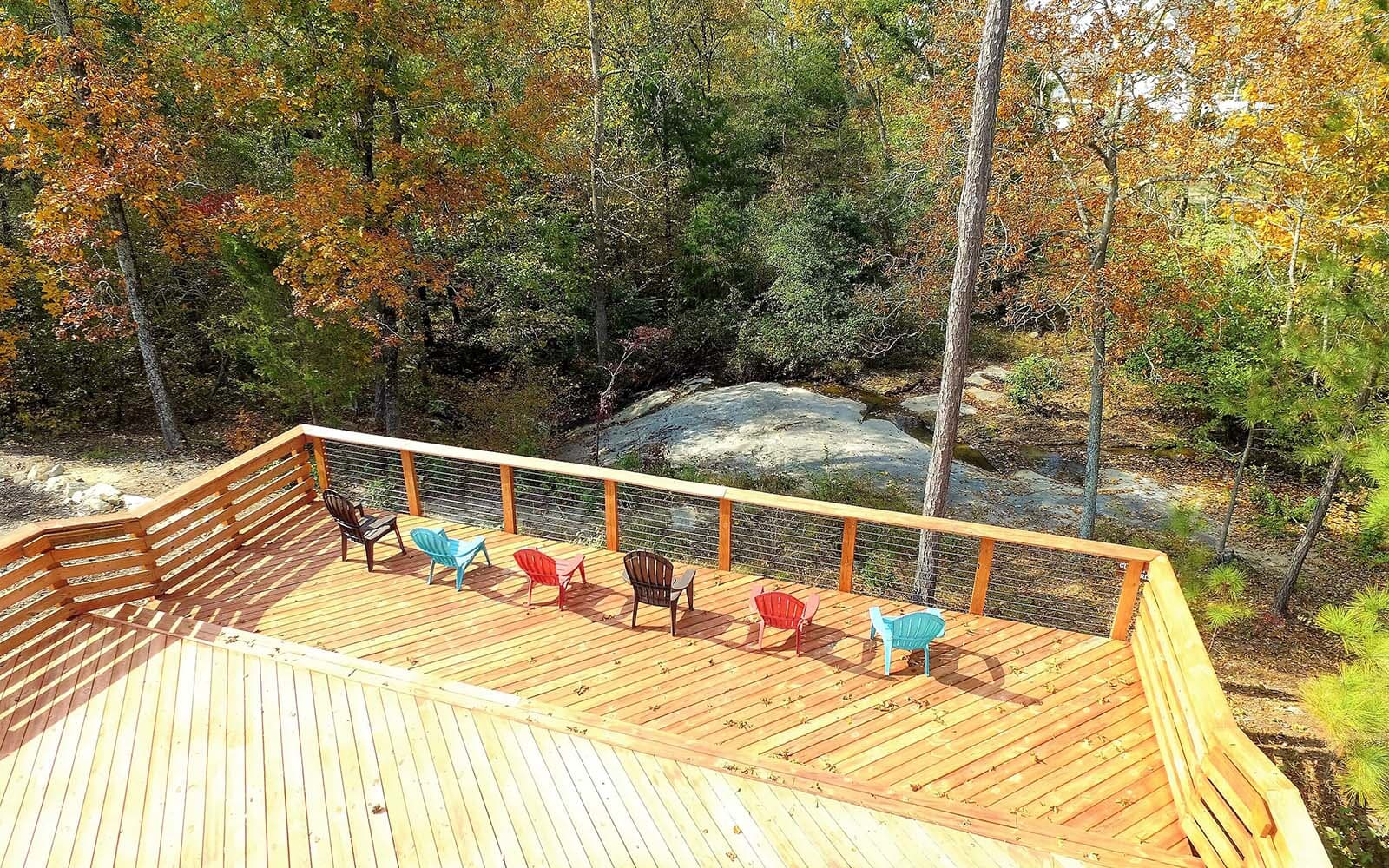 Wendell Fall's community namesake is located in a park setting with an overlook and picnic area.