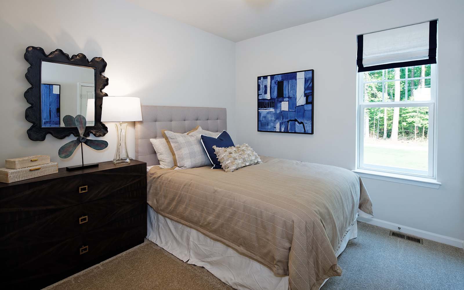 Temporary image of the secondary bedroom of the Blair.