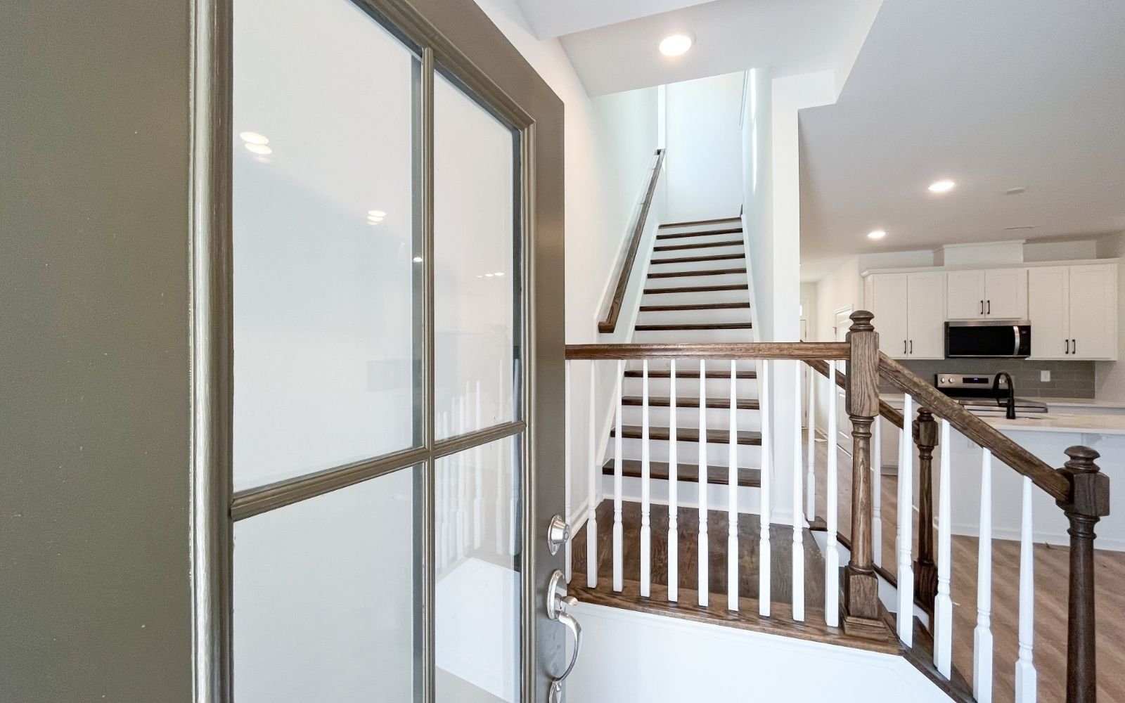 The entryway of the Lennox on homesite 2935 by Brookfield Residential.