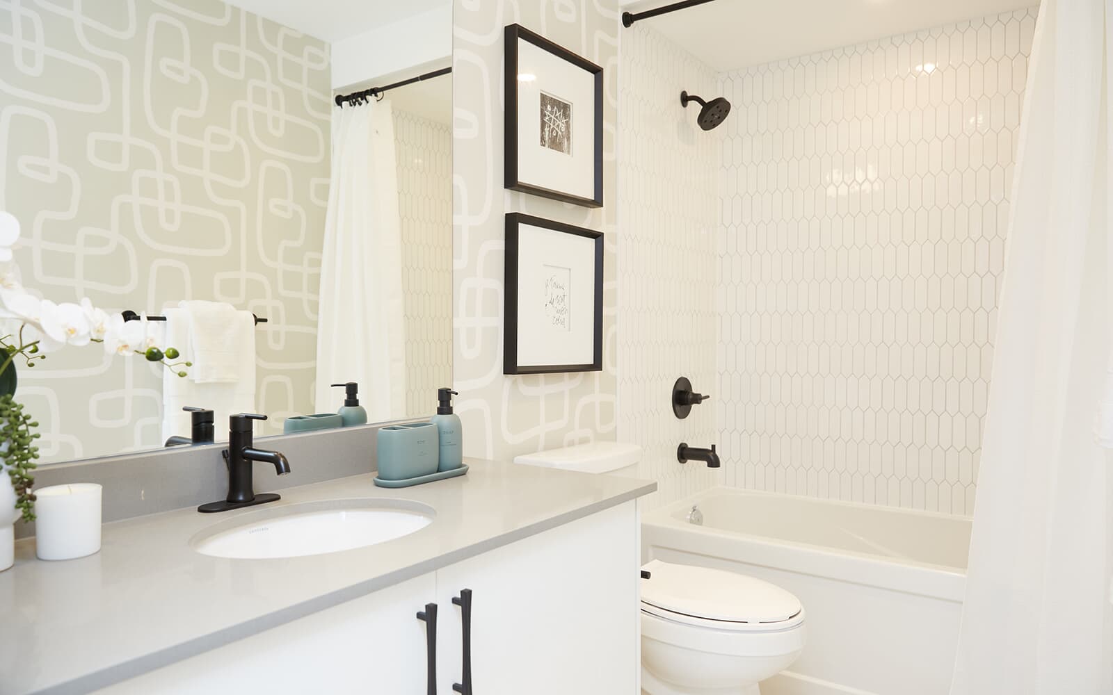 Main Bath in the Glendale Model Home at New Seaton in Pickering, Ontario.