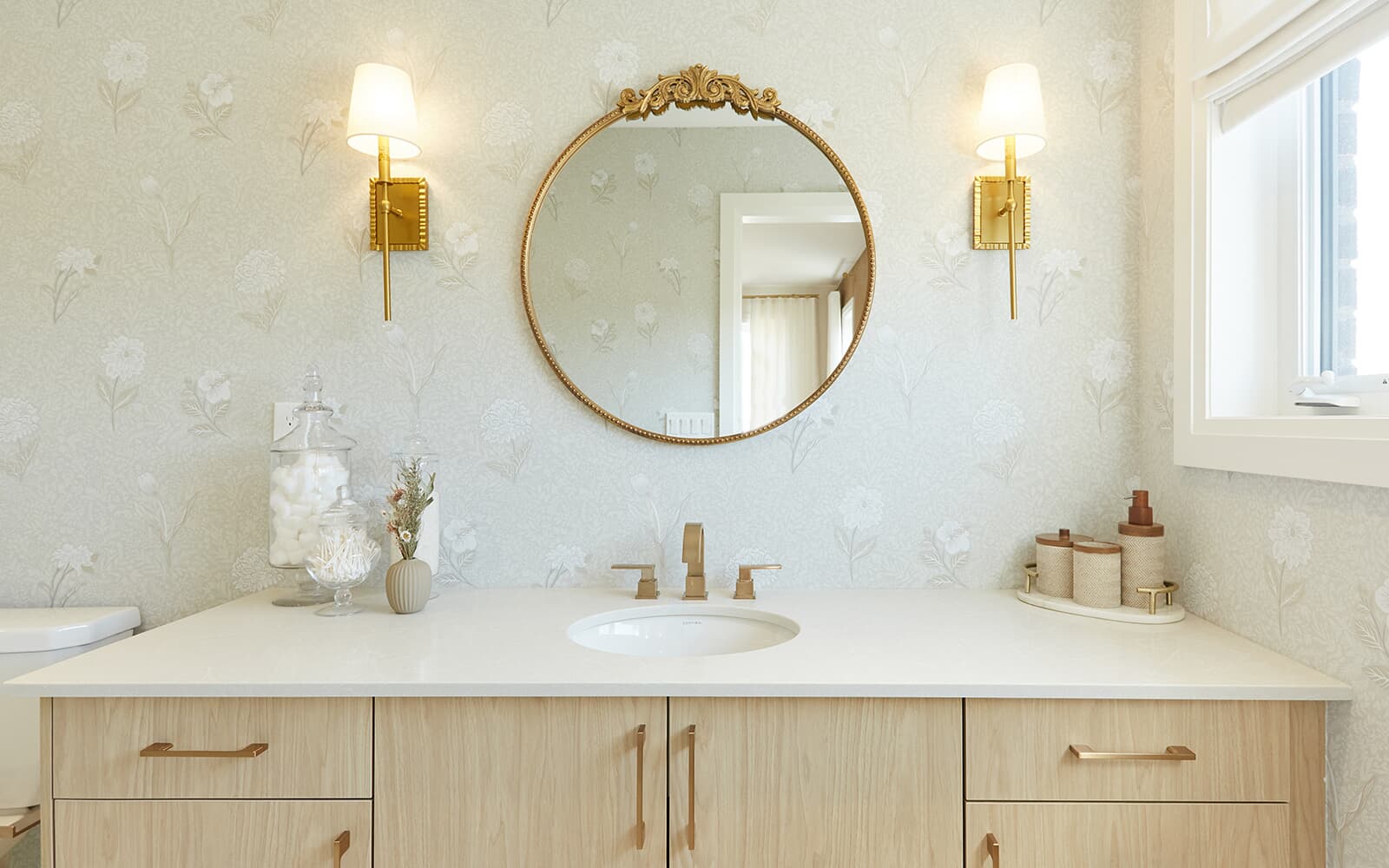 Primary Ensuite in the Denmar Corner Model Home at New Seaton in Pickering, Ontario.