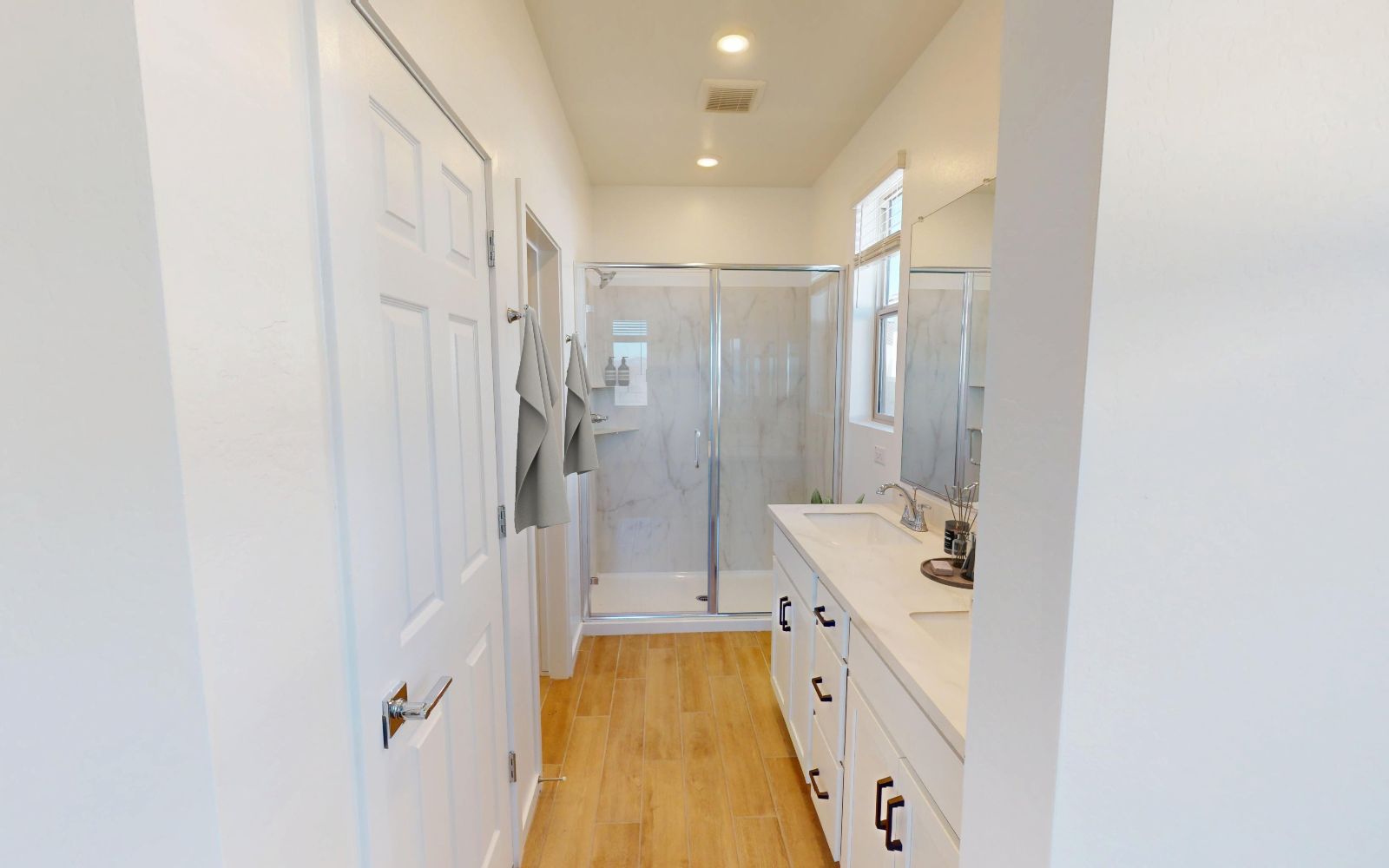 Virtually Staged Aster Model