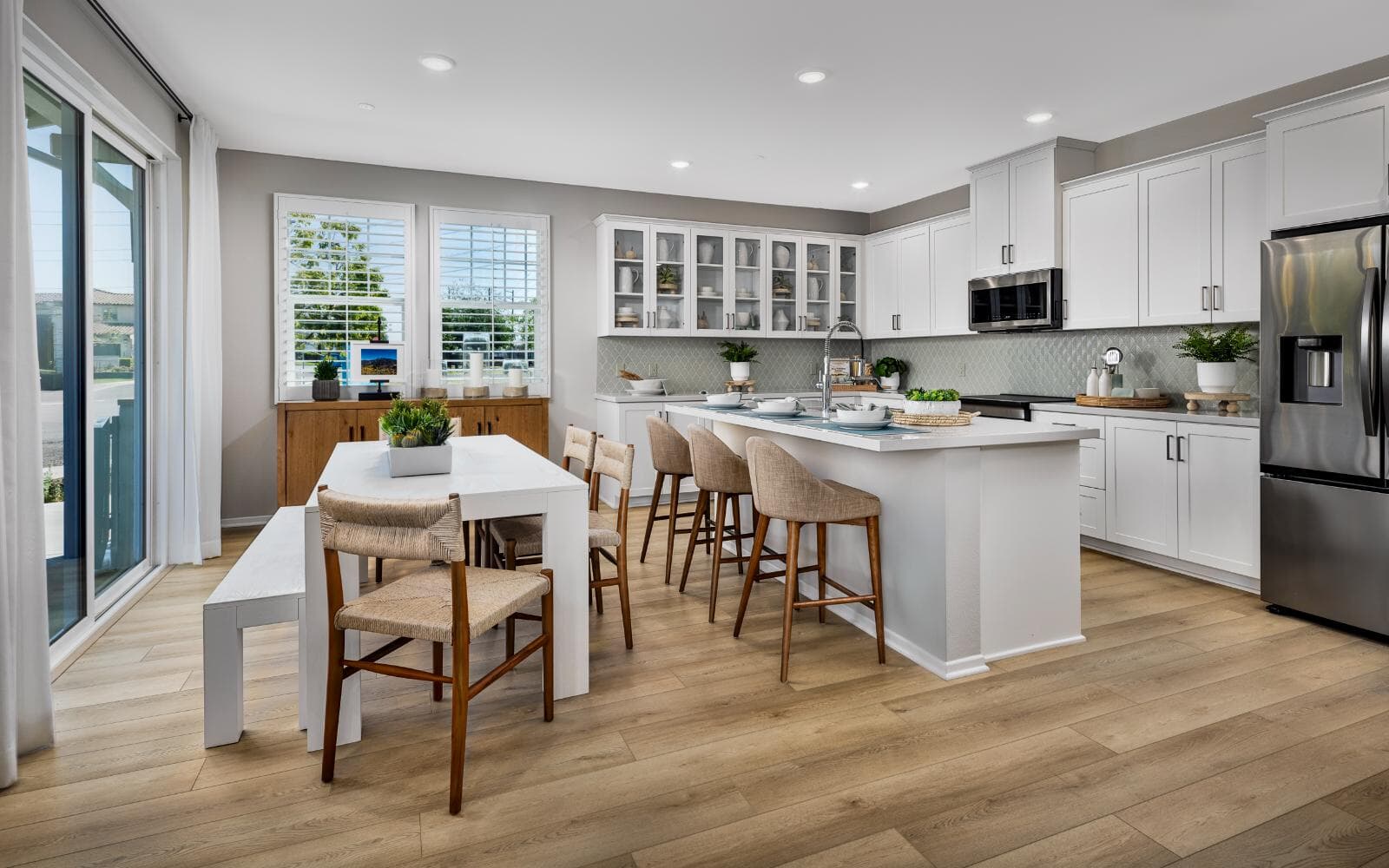 03_Bloom_P3_Dining and Kitchen