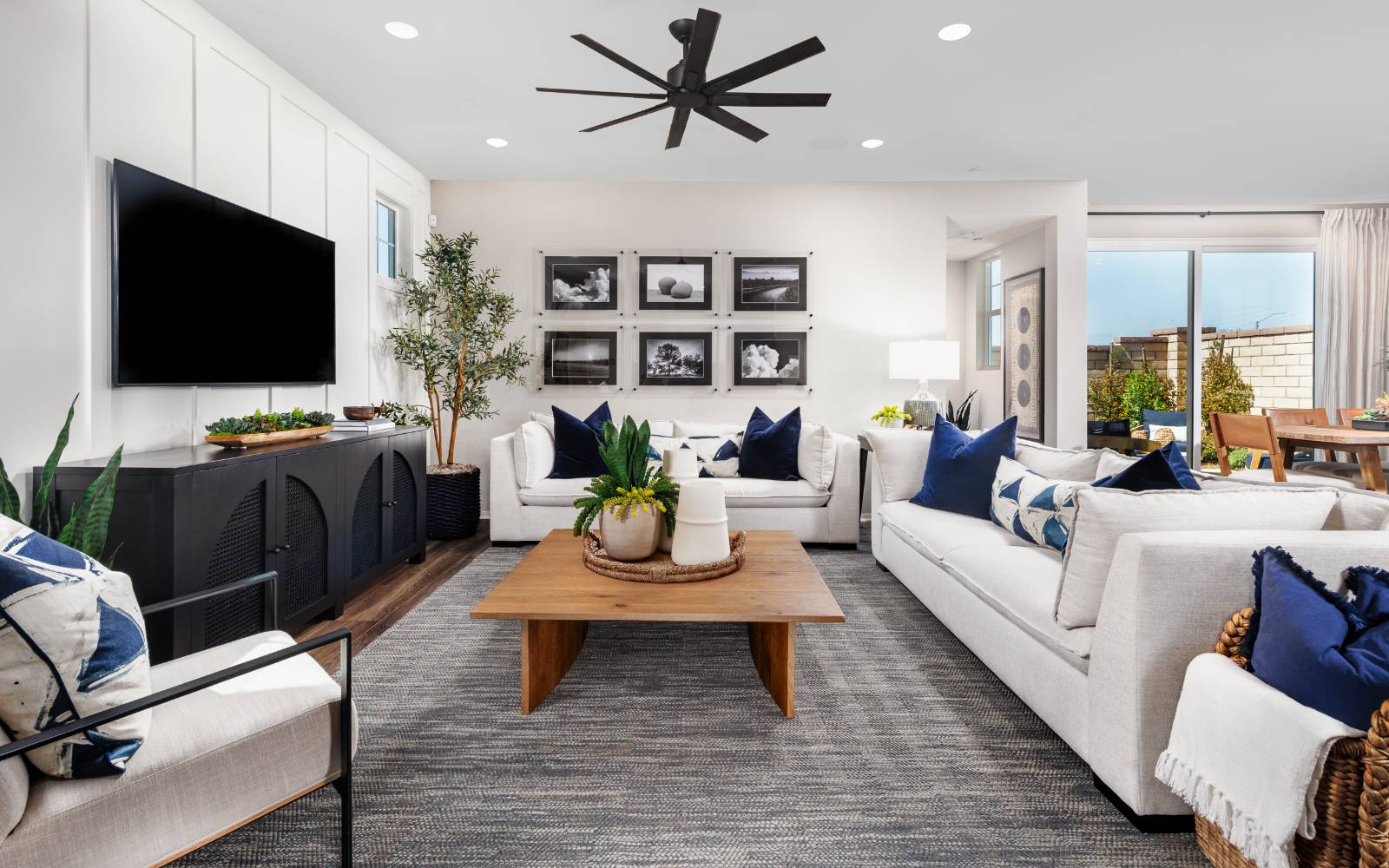 03_Dwell_Plan 3r_Family Room