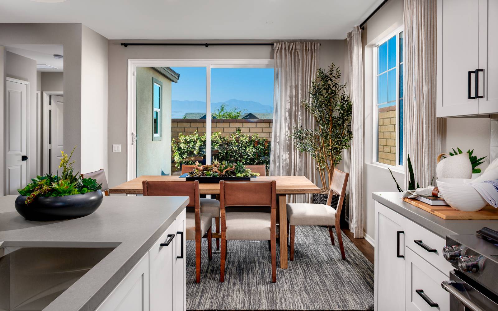 05_Dwell_Plan 3r_Kitchen to Dining