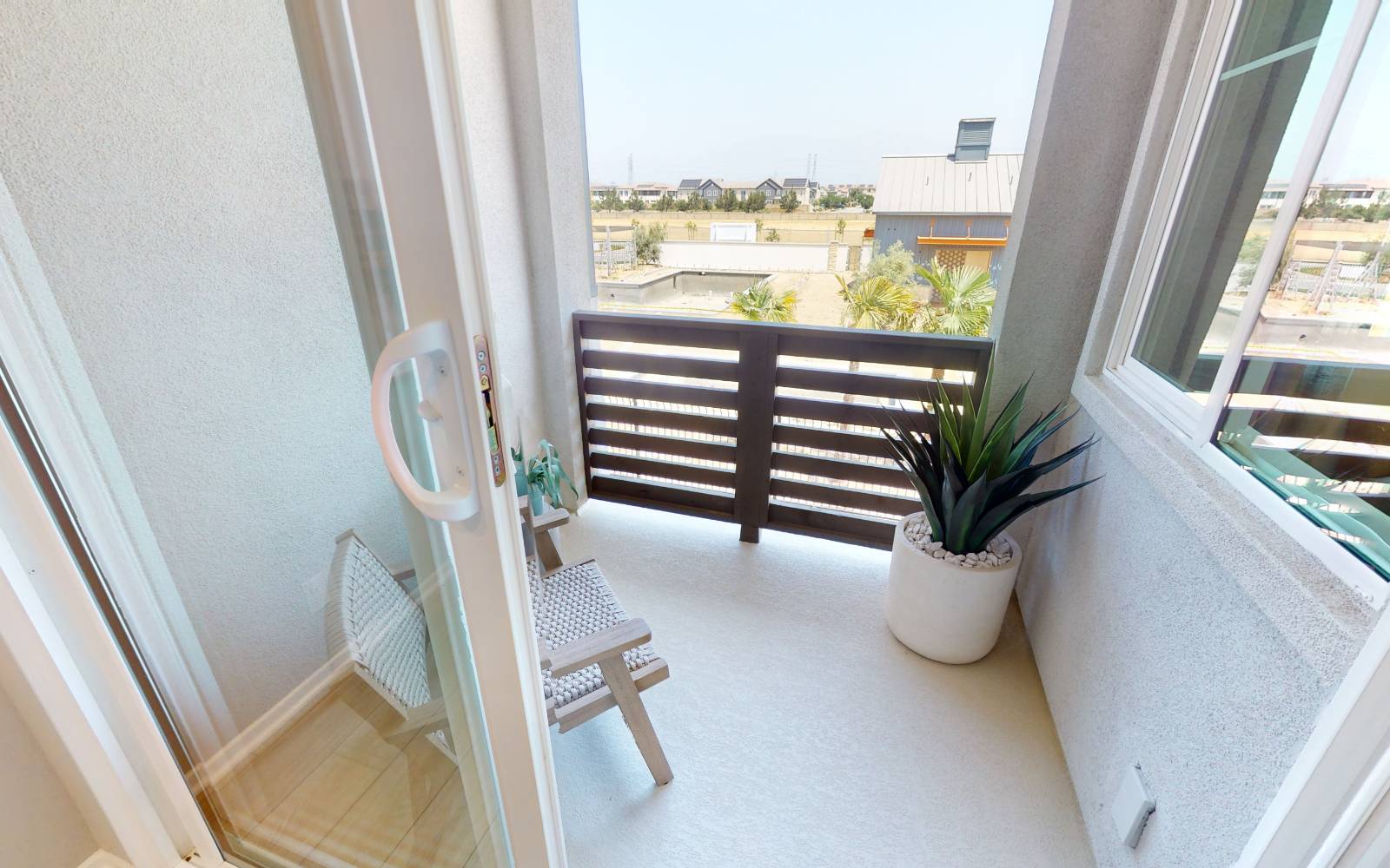 Row Plan 3 - Covered Deck