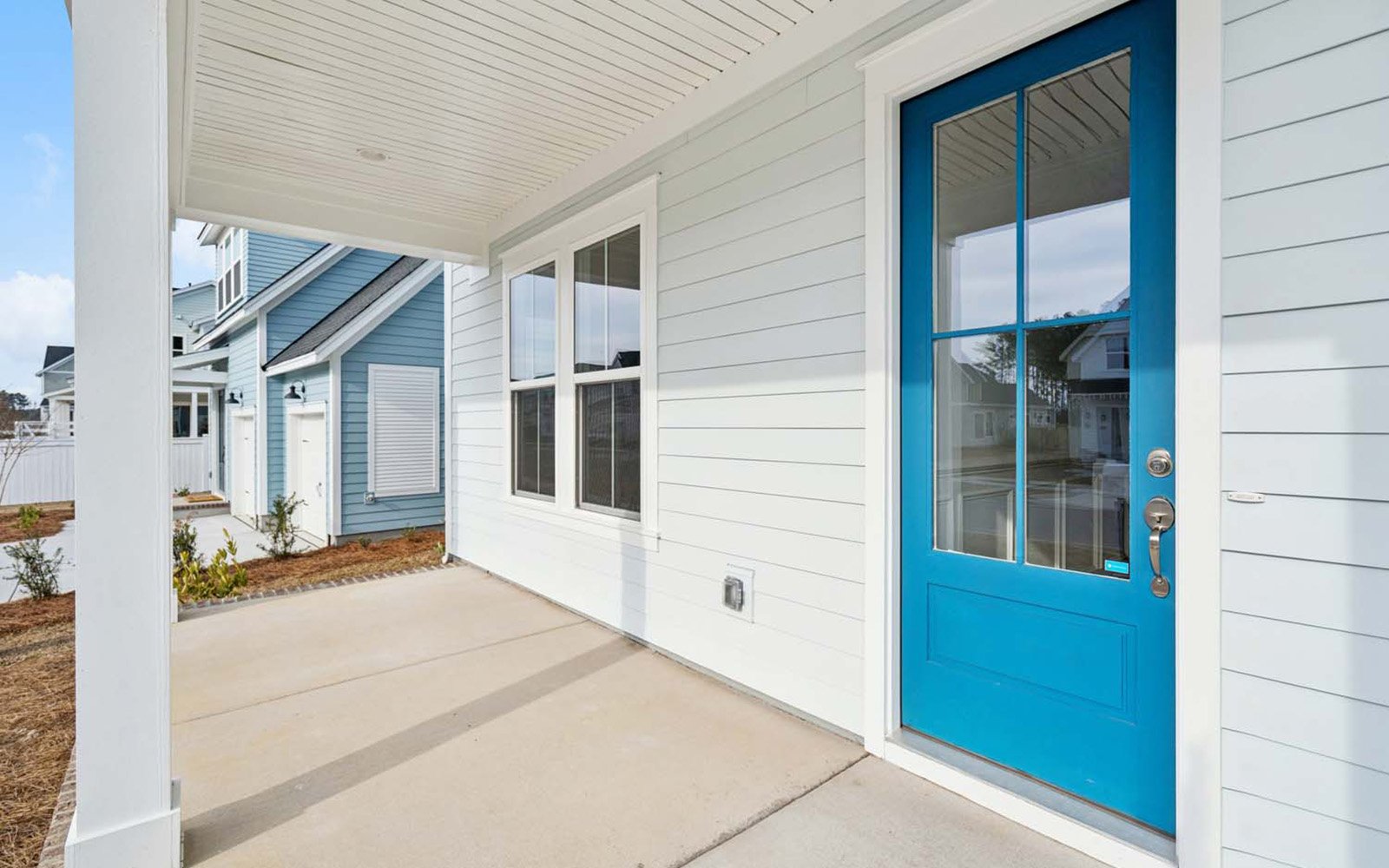 The covered entry of the Cordova on homesite 1657 at Nexton.